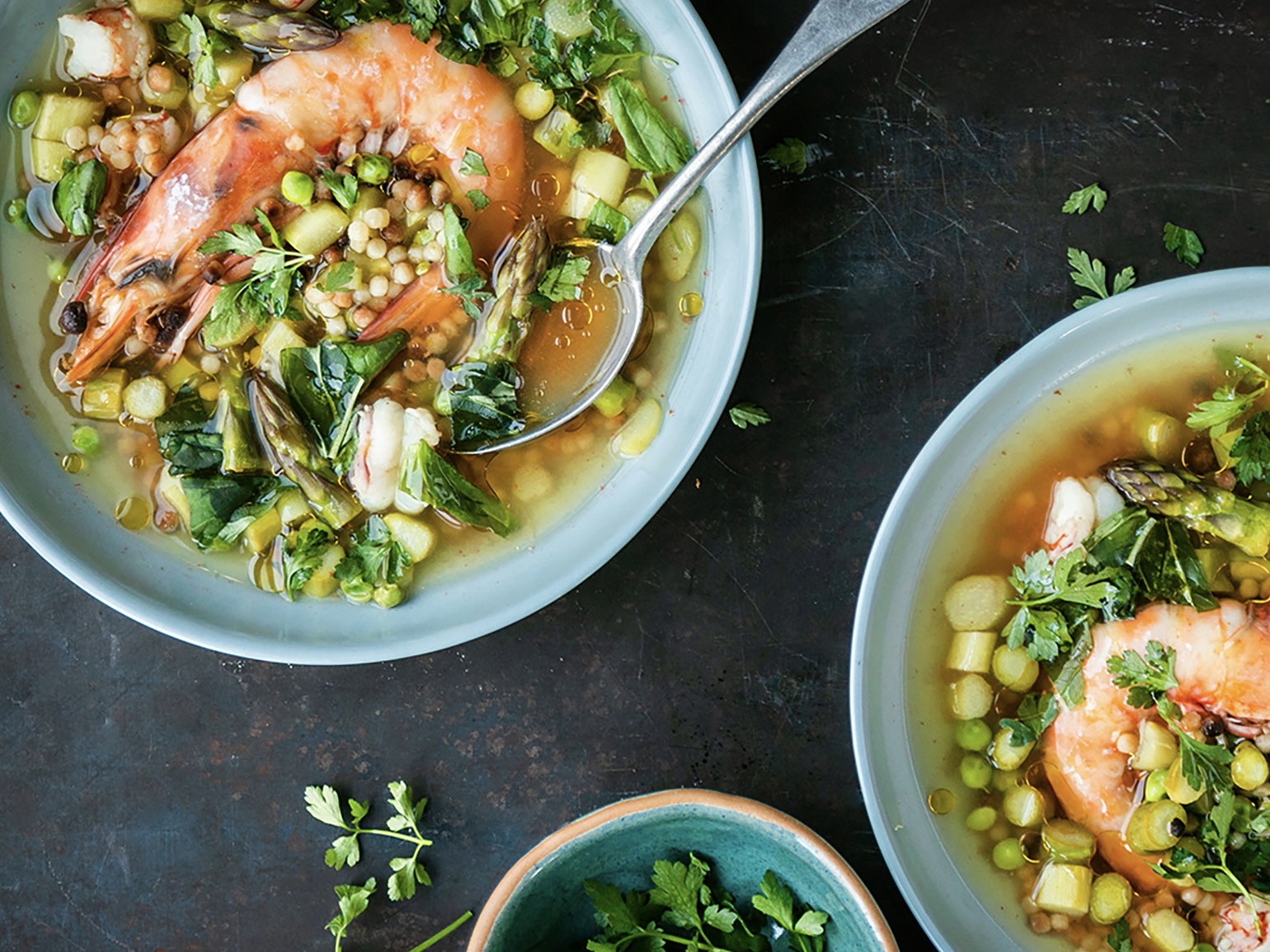 Schritt 3: Fregola Sarda mit Spargeln und Erbsen servieren