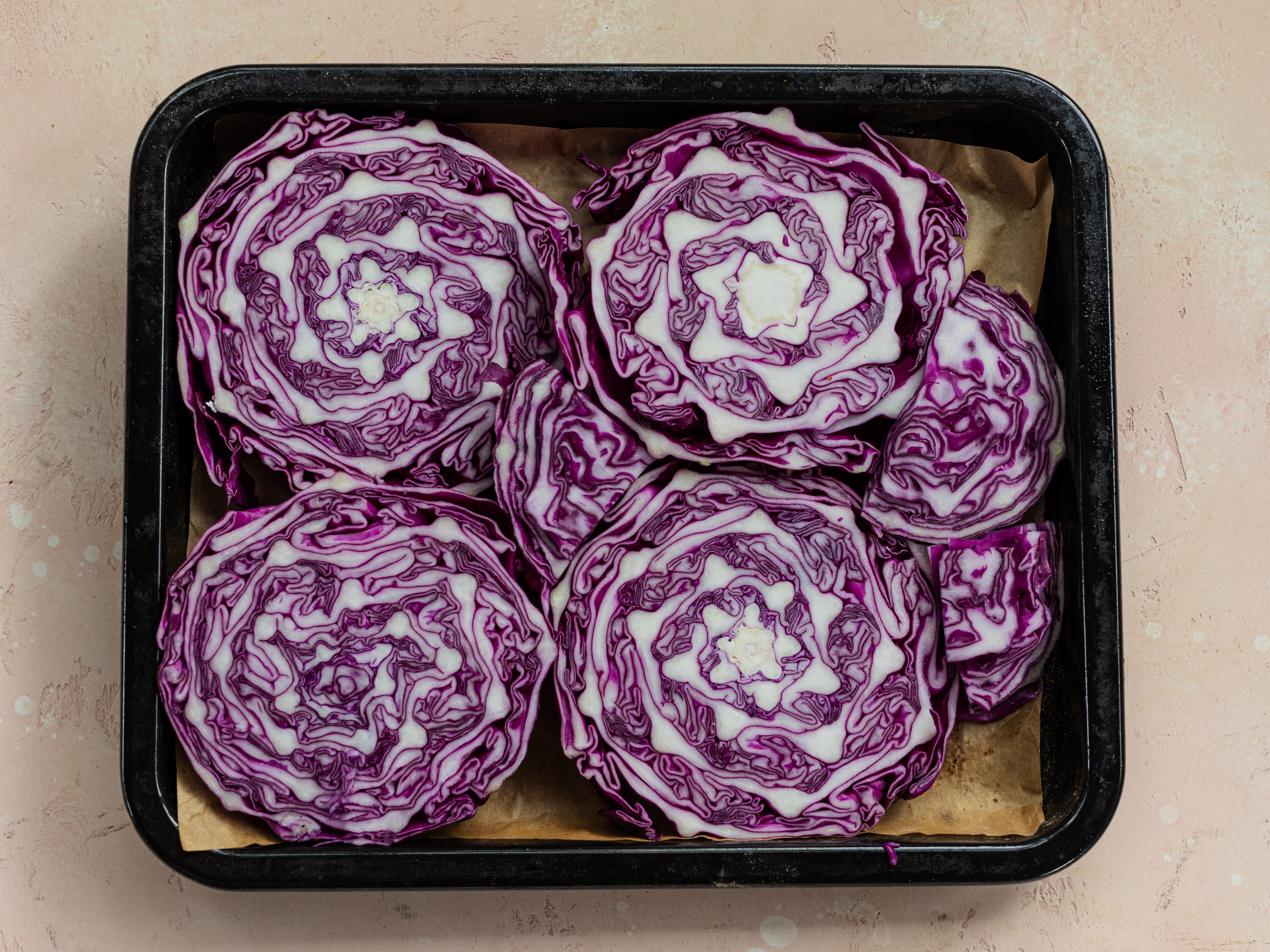 Schritt 1: Rotkohl für Gerösteten Rotkohl aus dem Ofen vorbereiten