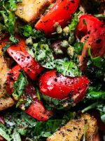 Tomaten Brot Salat mit Anchovis und Kapern Rezept 2