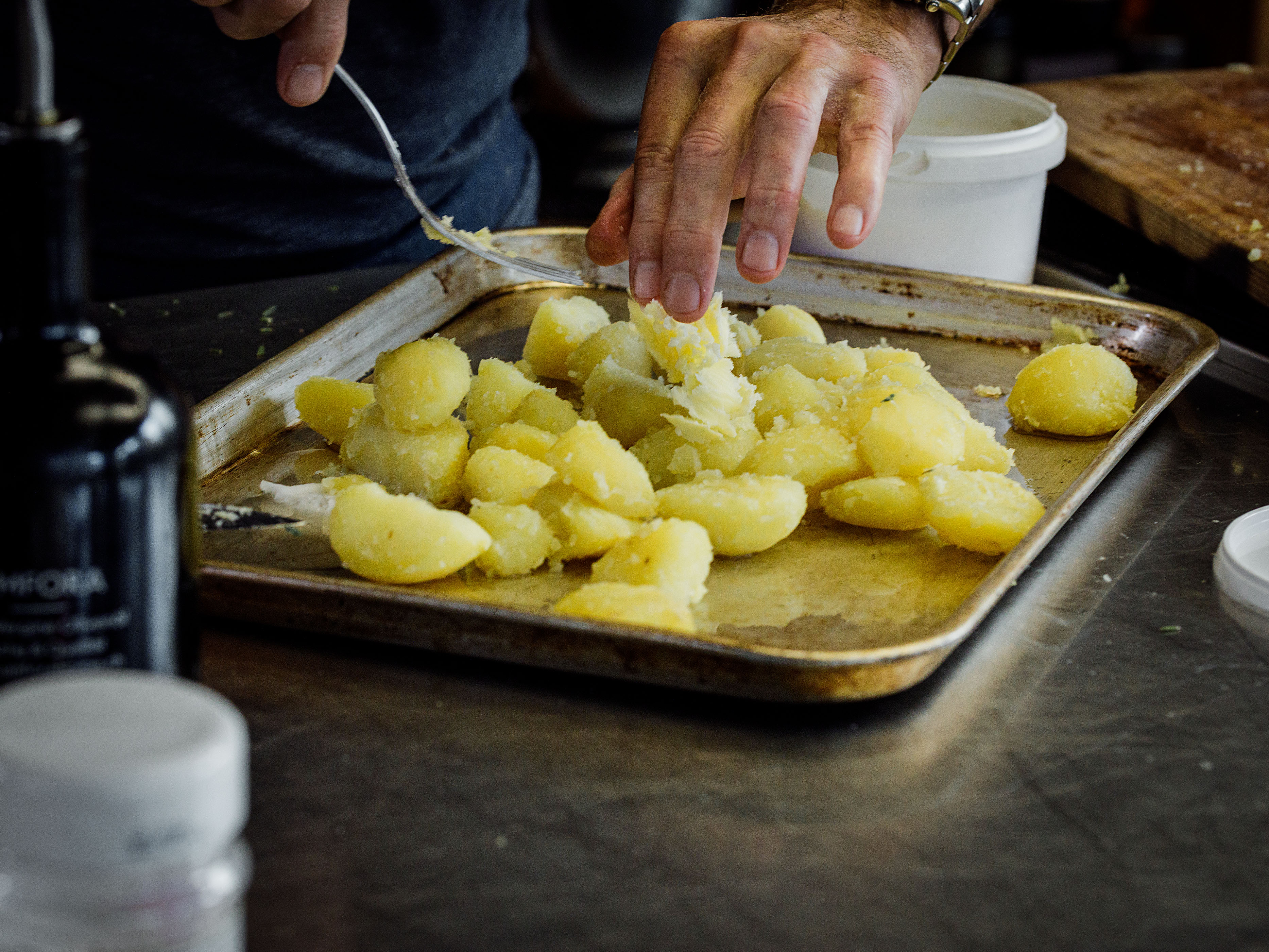 Schritt 2: Kartoffeln aufrauen