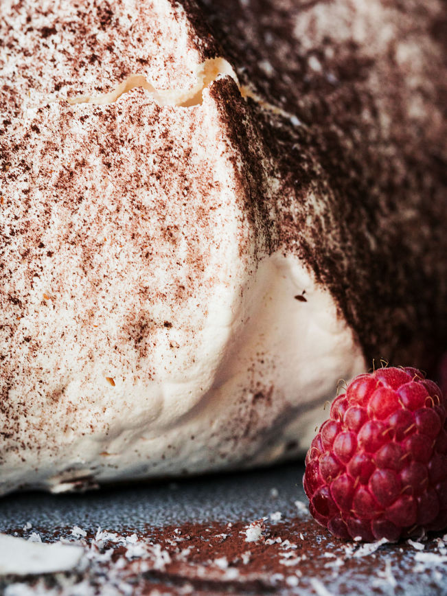 Chocolate-Swirl-Lamington-Pavlova Rezept 4