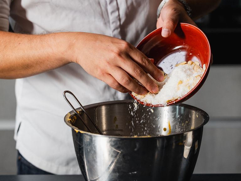 Schritt 3: Browniemasse fertig stellen Schritt 3: Browniemasse fertig stellen