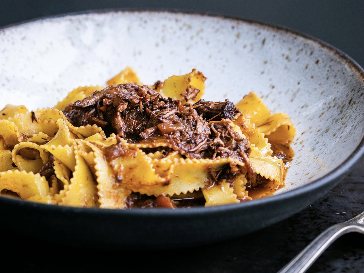 Schritt 4: Pasta für Ragu di Manzo kochen und serviere