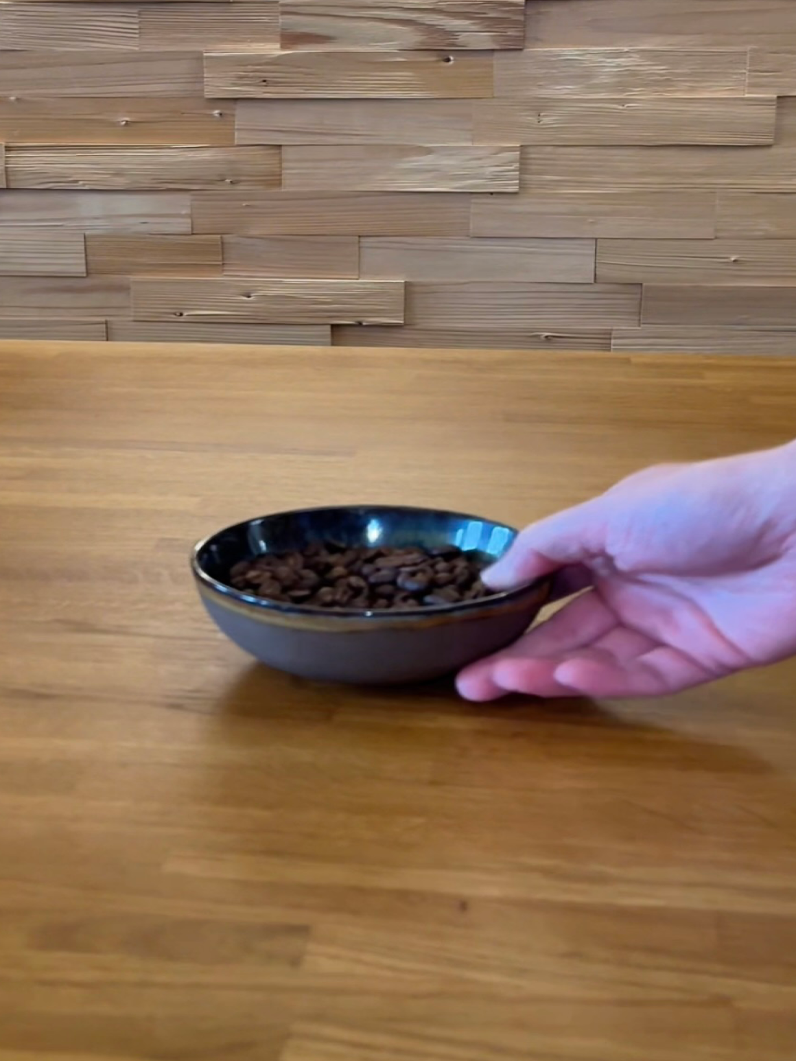 Käsegeruch minimieren KH Kaffeebohnen Tisch