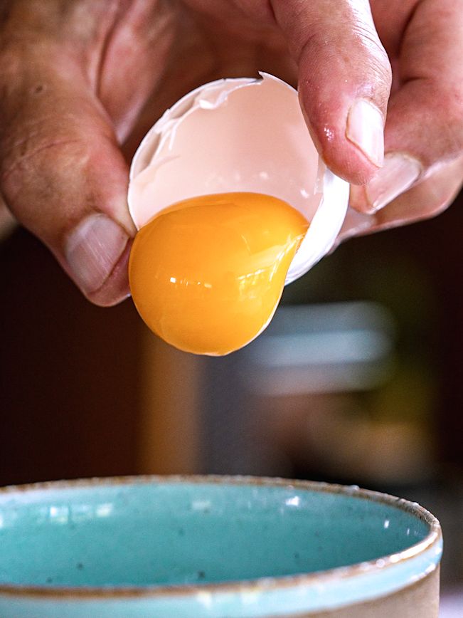 How To: Aioli ganz einfach selber machen. How To: Aioli ganz einfach selber machen.