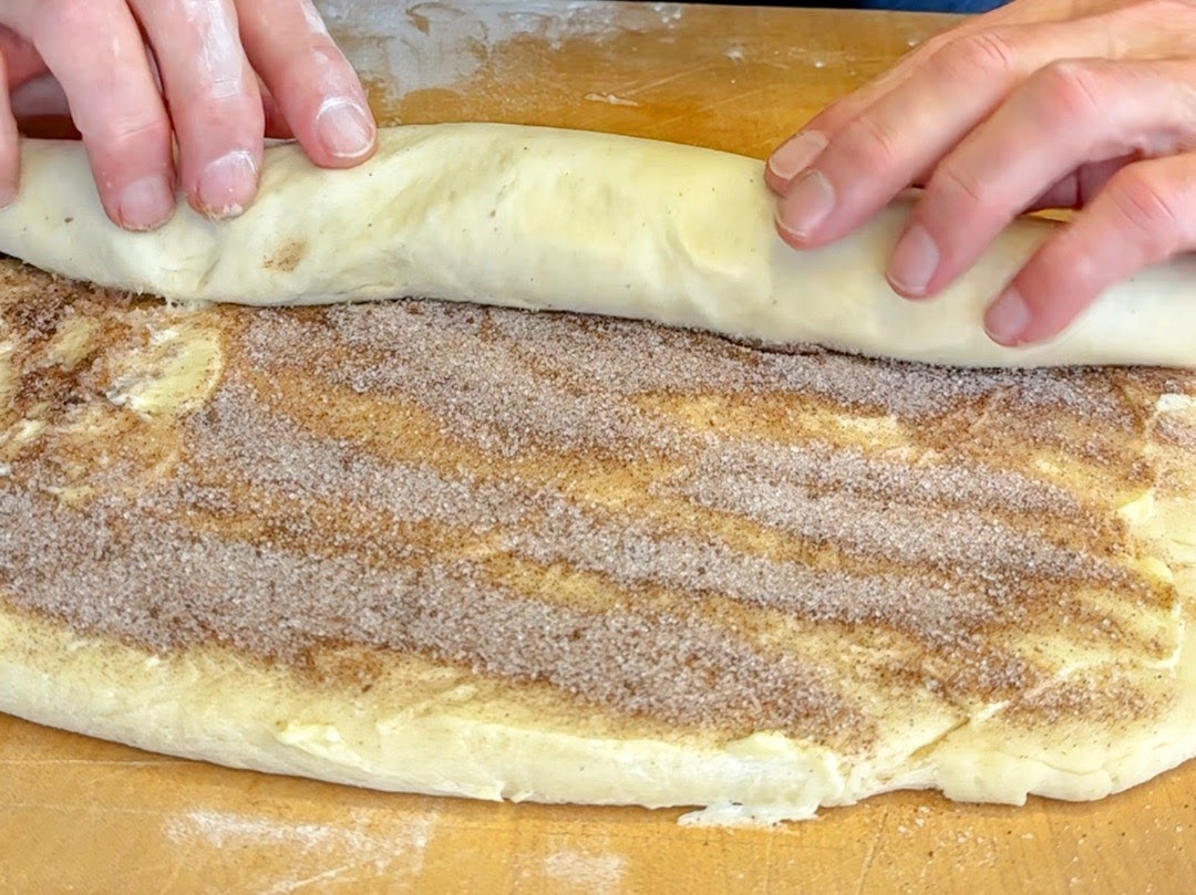 Schritt 2: Zimtschnecken formen