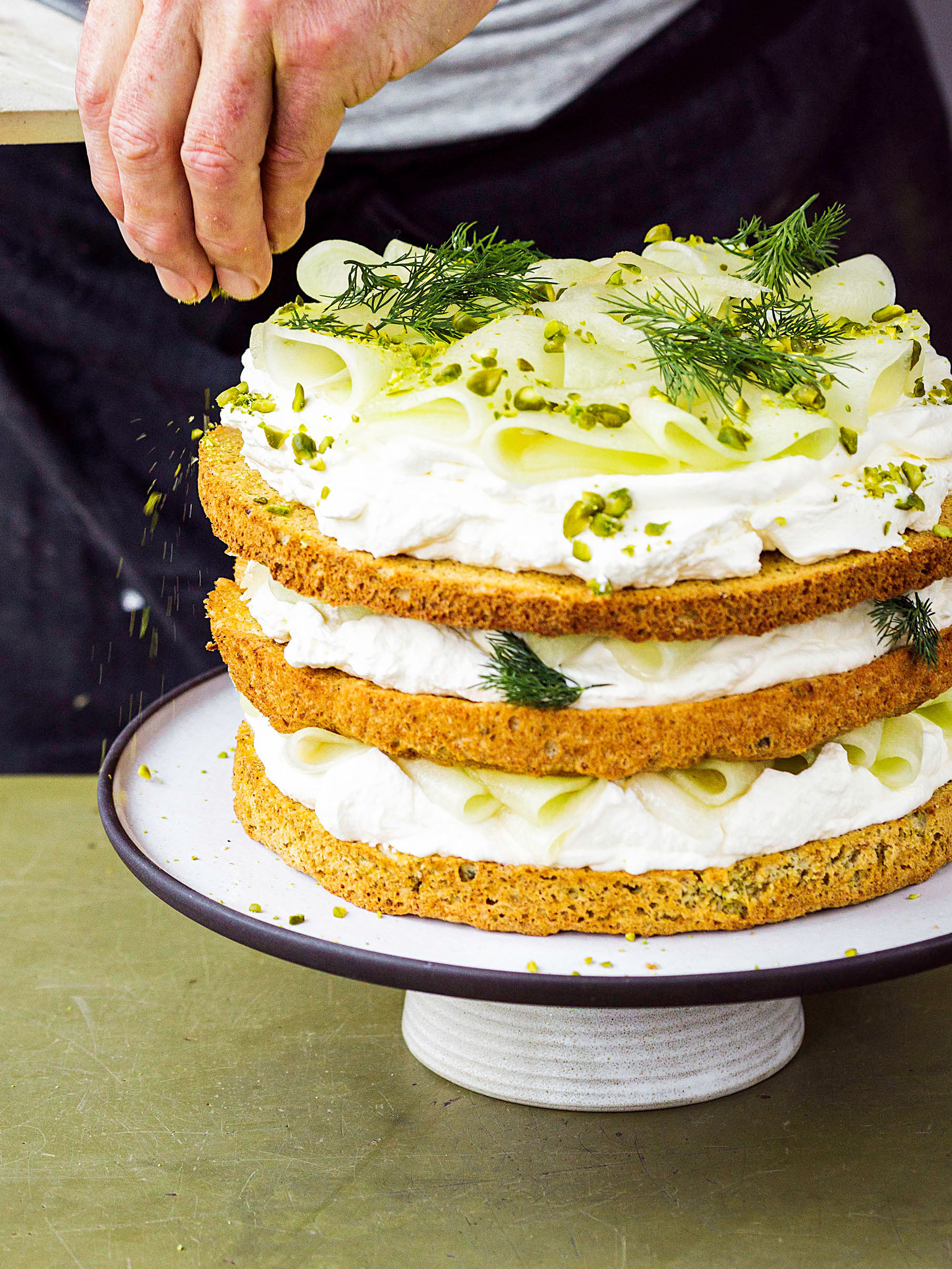  Glutenfreie Pistazien-Loloscreme-Torte-mit Melonen Rezept 4
