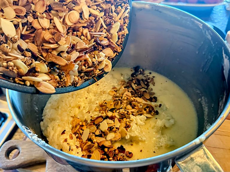 Schritt 2: Mandel-Amelette-Mischung für Torta di Riso vorbereiten Schritt 2: Mandel-Amelette-Mischung für Torta di Riso vorbereiten