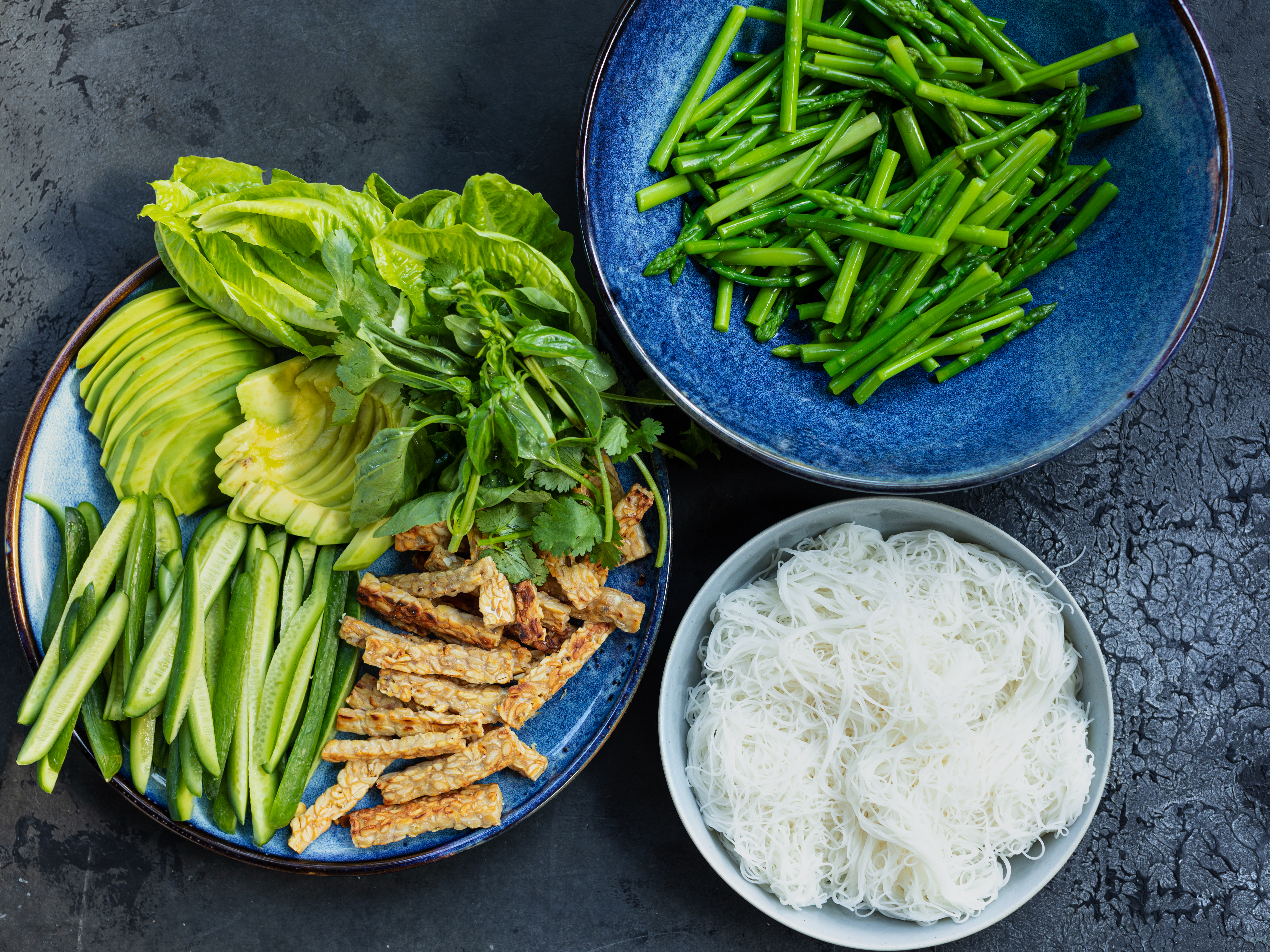 Schritt 6: Grüne Sommerrollen füllen