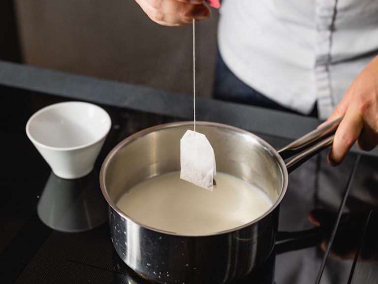 Schritt 1: Chai-Tee-Porridge zubereiten Schritt 1: Chai-Tee-Porridge zubereiten