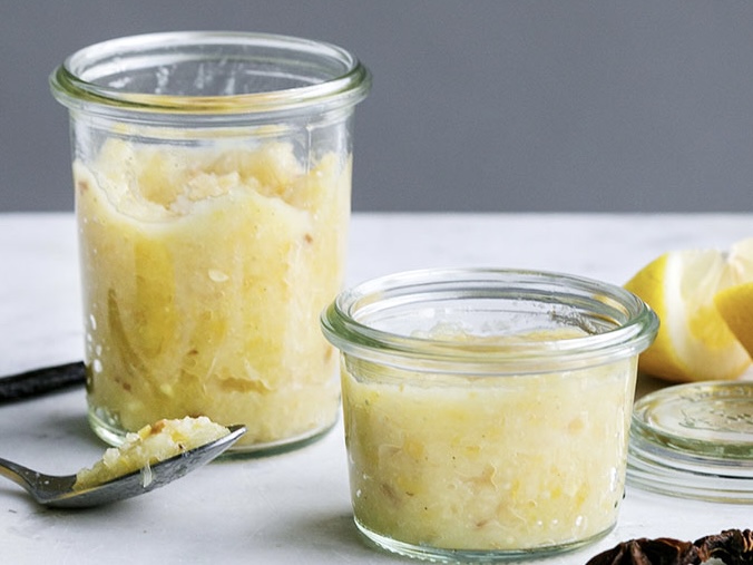 Schritt 1: Die Mischung in ein heiss ausgespültes Glas füllen und gut verschliessen