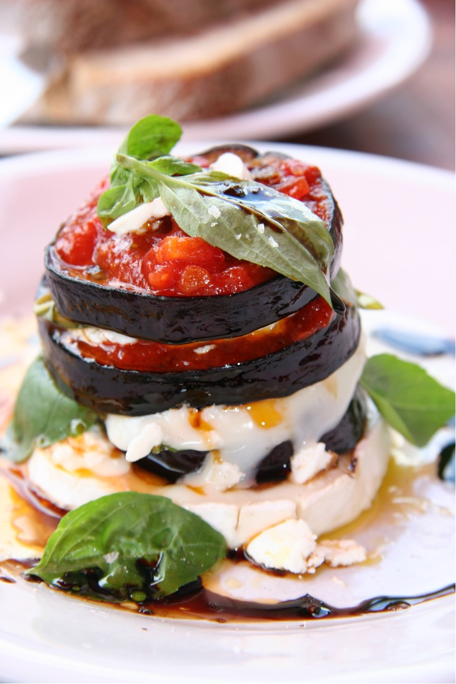 Auberginen mit Büffelmozzarella Rezept