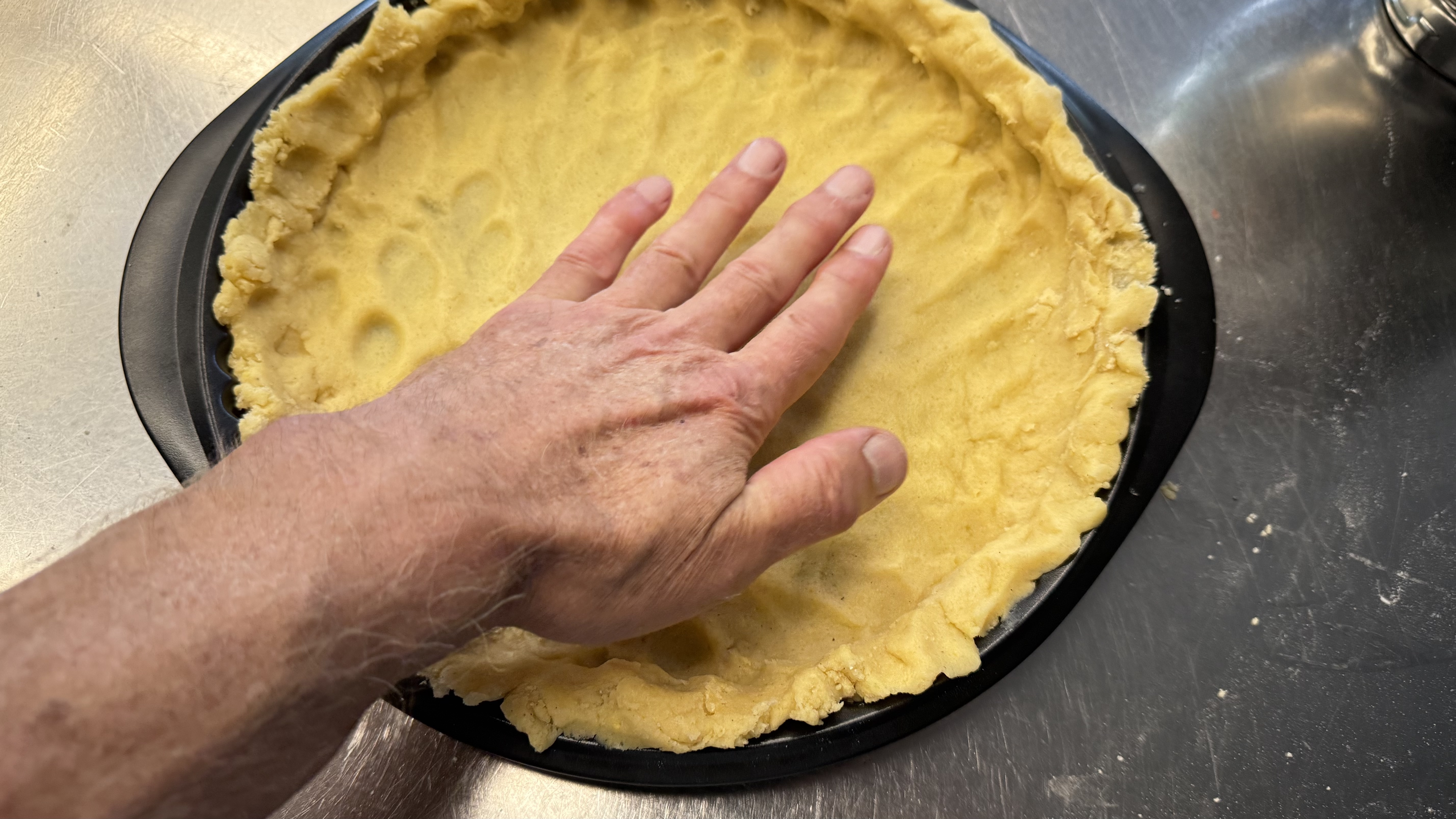 Schritt 1: Teig  für Johannisbeer-Kokos Kuchen zusammenkneten 