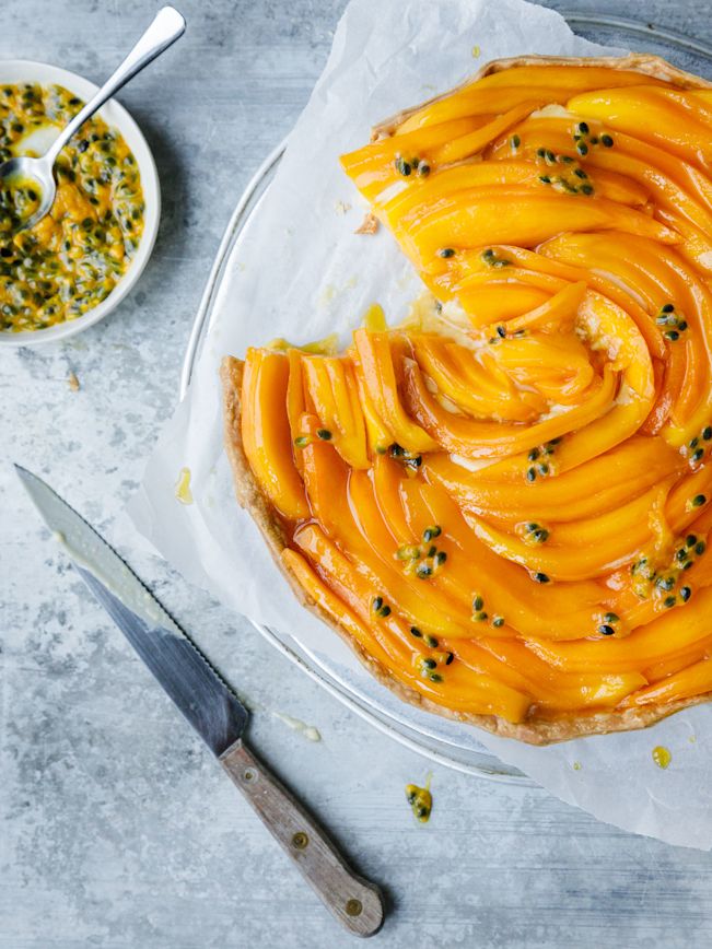 Mango Tarte mit Creme Bavarois und Passionsfrucht-Karamell Rezept 1 Mango Tarte mit Creme Bavarois und Passionsfrucht-Karamell Rezept 1