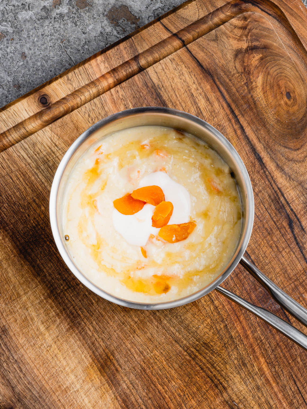 Hirse-Porridge mit Aprikose und Mandel Rezept