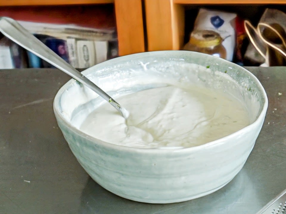 Schritt 1: Joghurt Ingwer Crème zubereiten und kühl stellen