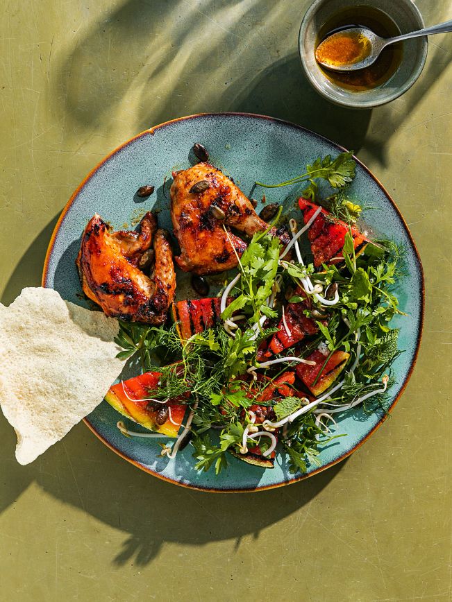 Wassermelonen-Salat mit glasiertem Huhn Rezept  Wassermelonen-Salat mit glasiertem Huhn Rezept