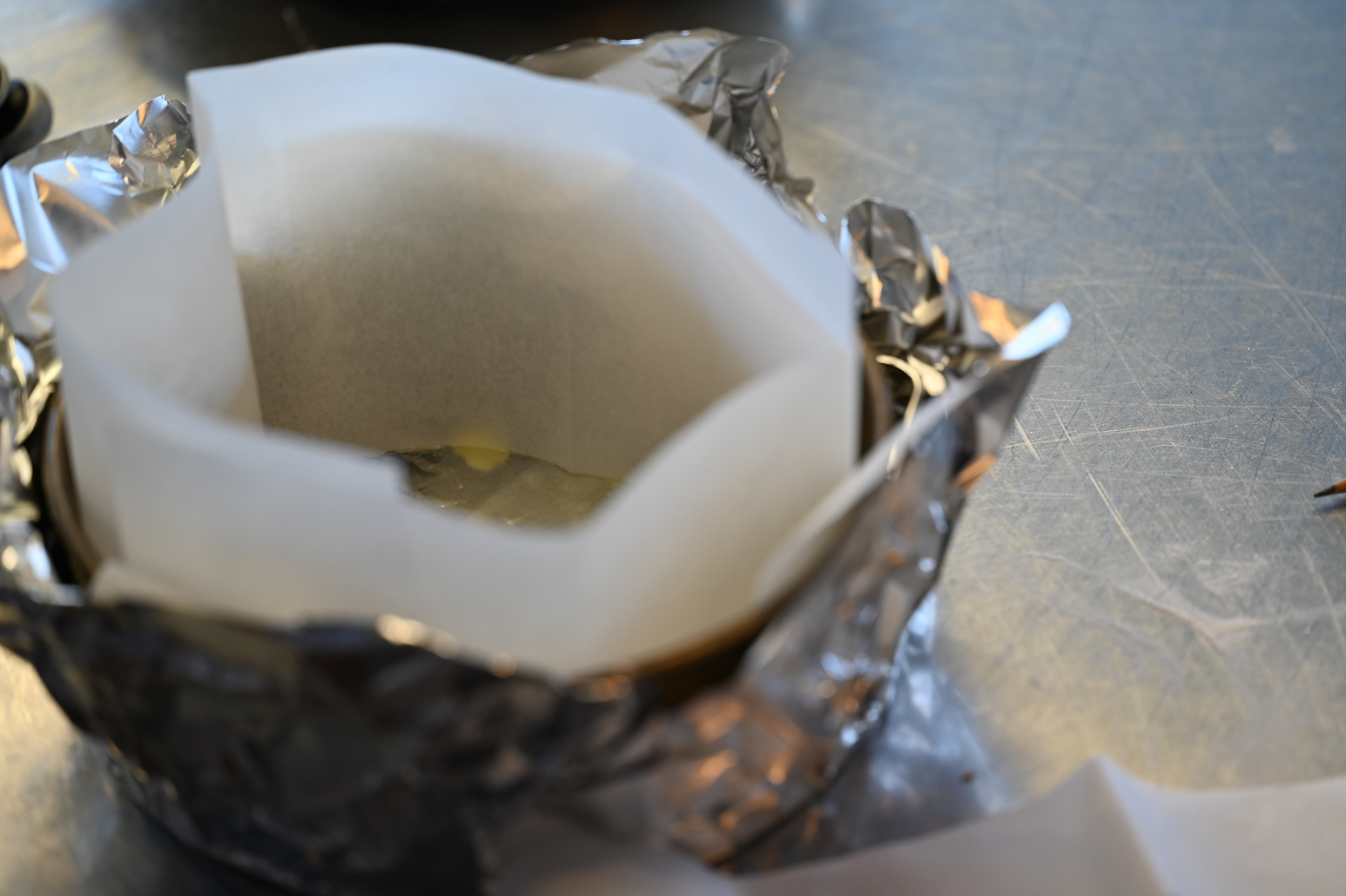 Schritt 3: Cakeform für Japanischen Cheesecake vorbereiten, befüllen