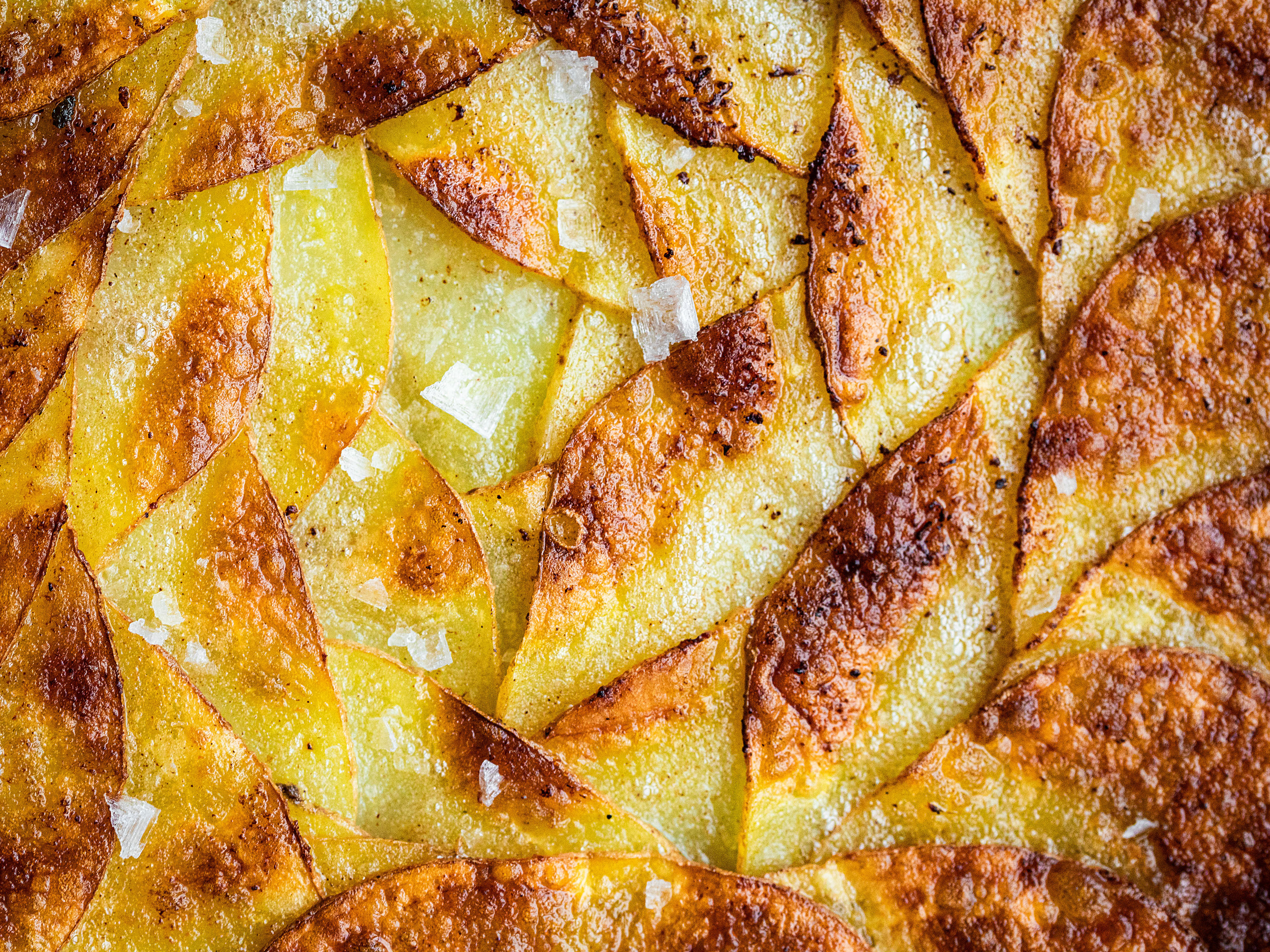 Schritt 2: Tarte auf einen Teller gleiten lassen und salzen