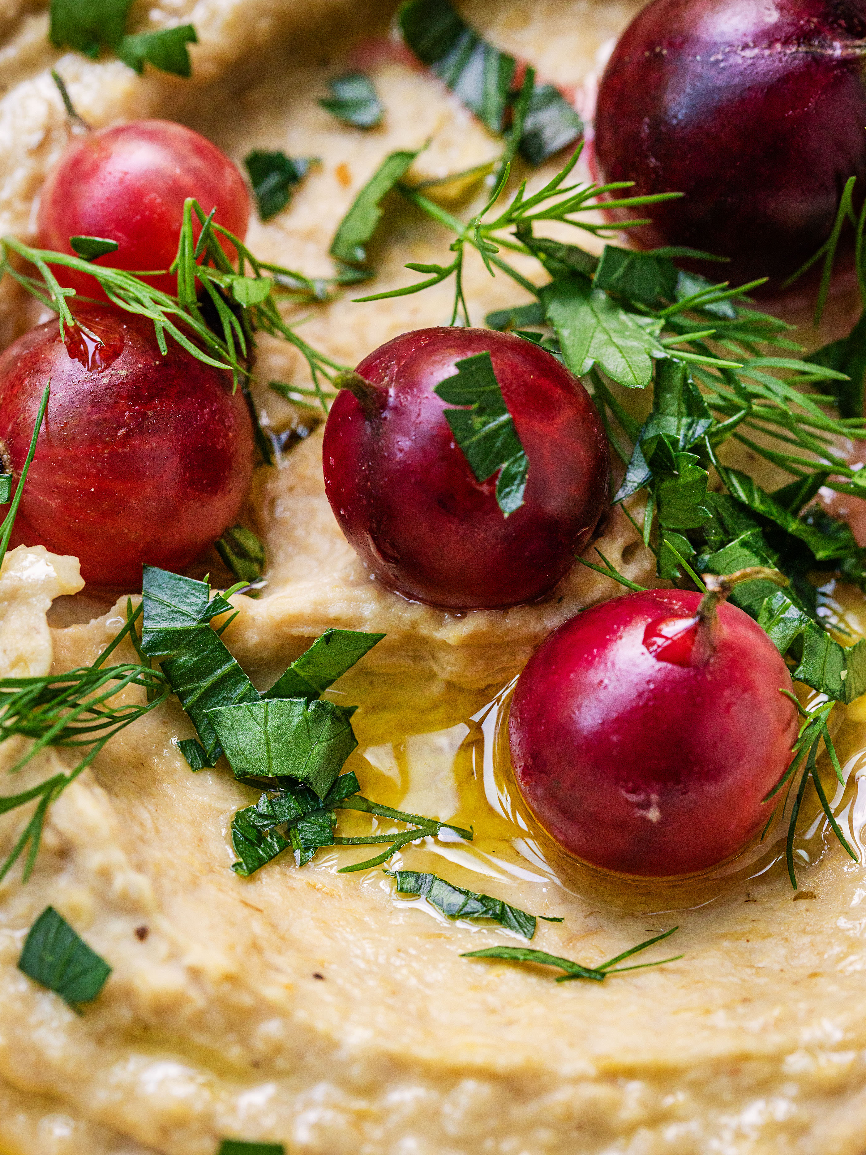 Artischocken-Bohnen-Dip mit Kombucha-Stachelbeeren-Pickles Rezept 