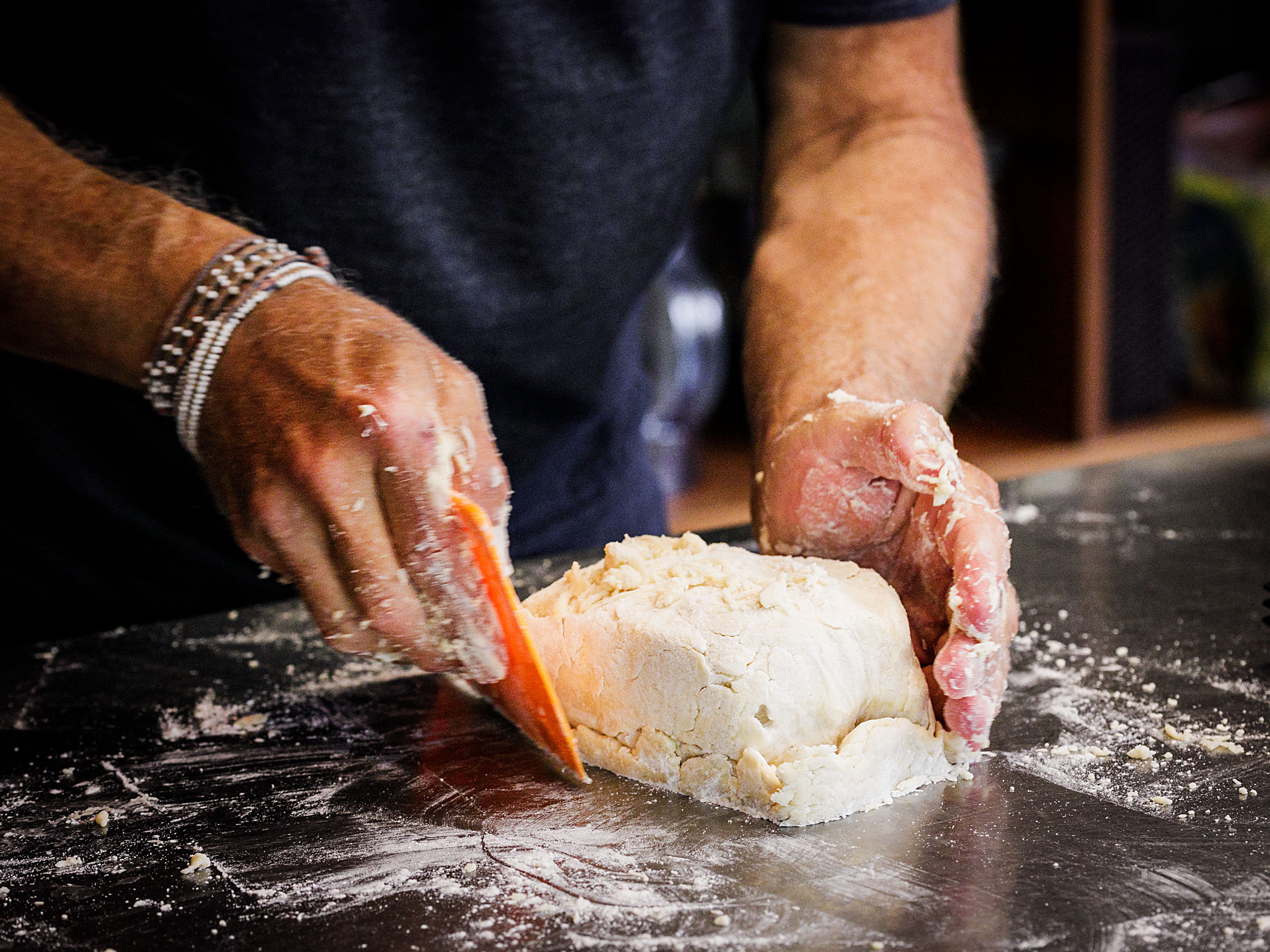 Schritt 1: Teig zu einem Rechteck formen