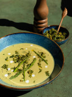 Spargel-Suppe mit Pistazien-Gremolata Rezept 3