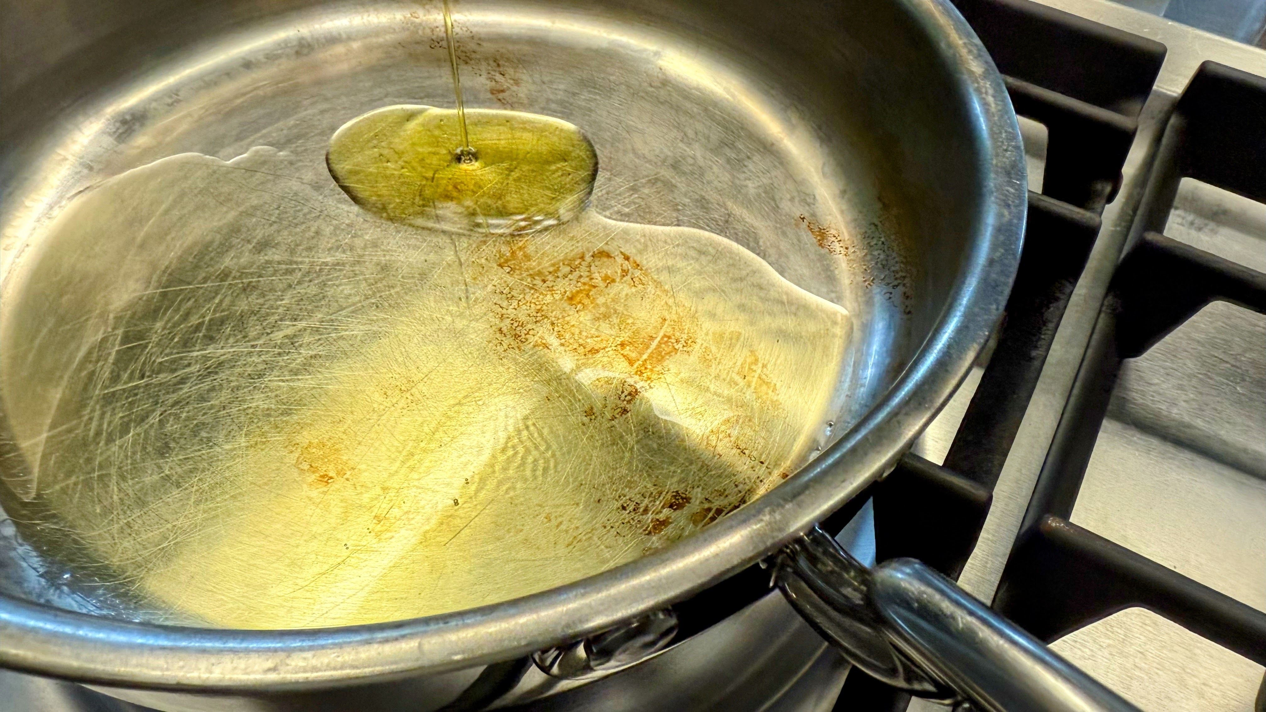 Schritt 1: Brokkolini  für Brokkolini mit Ricotta und crispy Chiliöl zubereiten