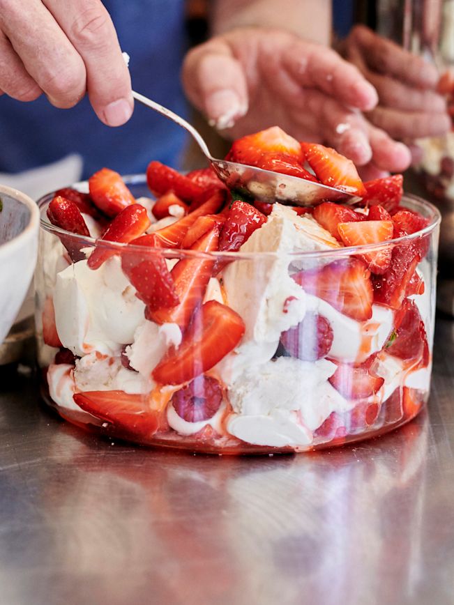 Eton Mess HOMEMADE eton-mess-homemade