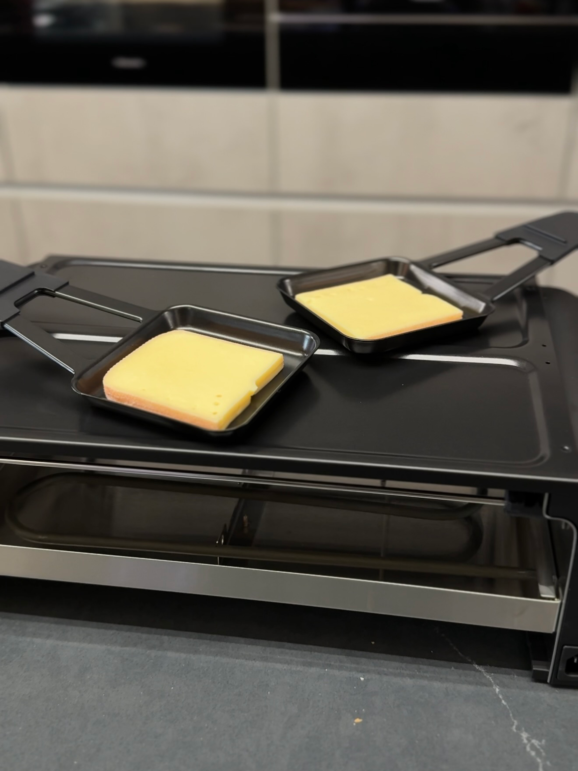 Kreatives Raclette KH Käse in Pfännchen