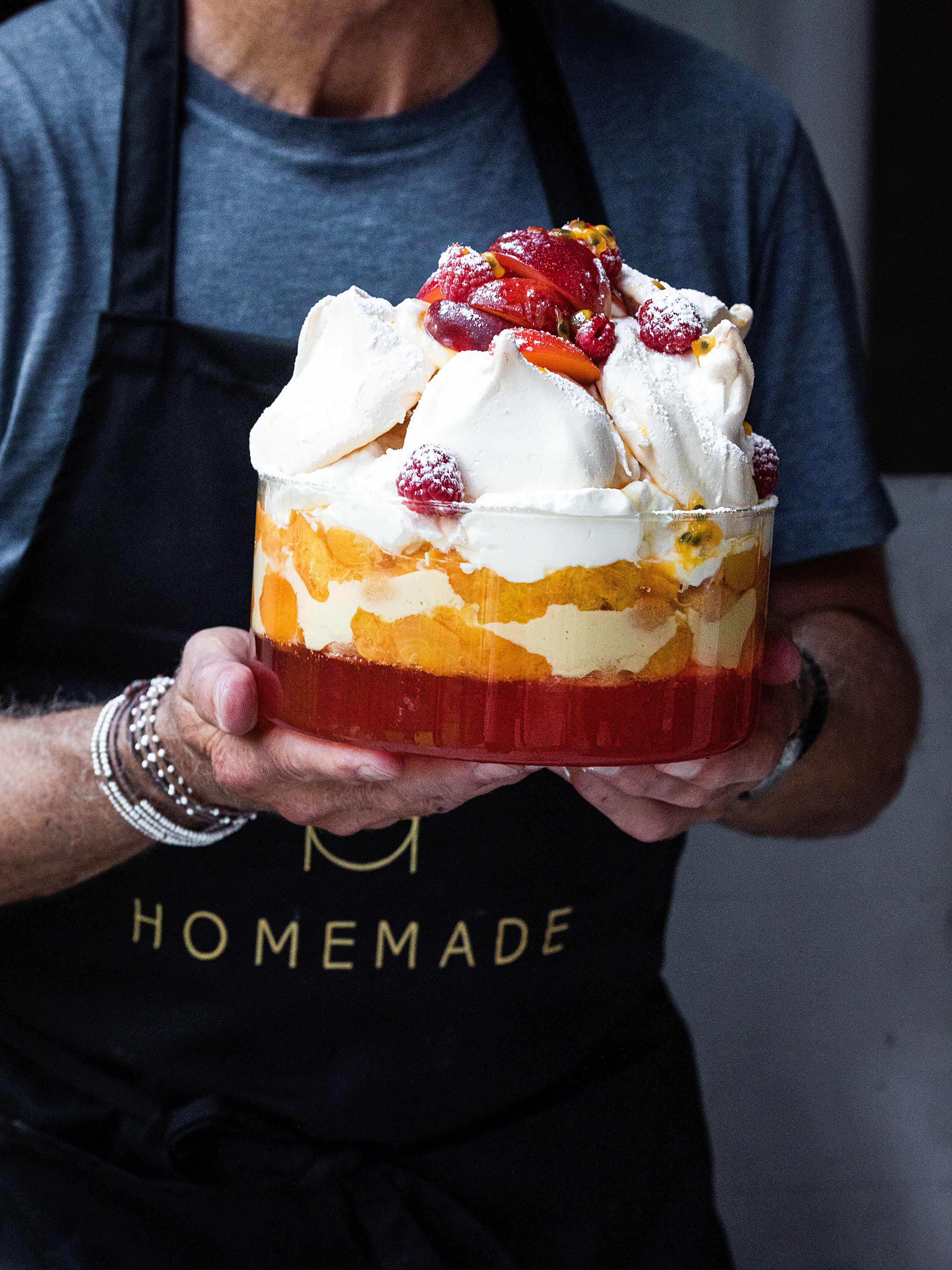 Pfirisch-Pavlova Trifle mit Brandy Crème Rezept 6