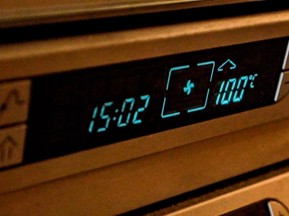 Schritt 1:  Zuckersirup für Sauternes Crème Caramel vorbereiten 