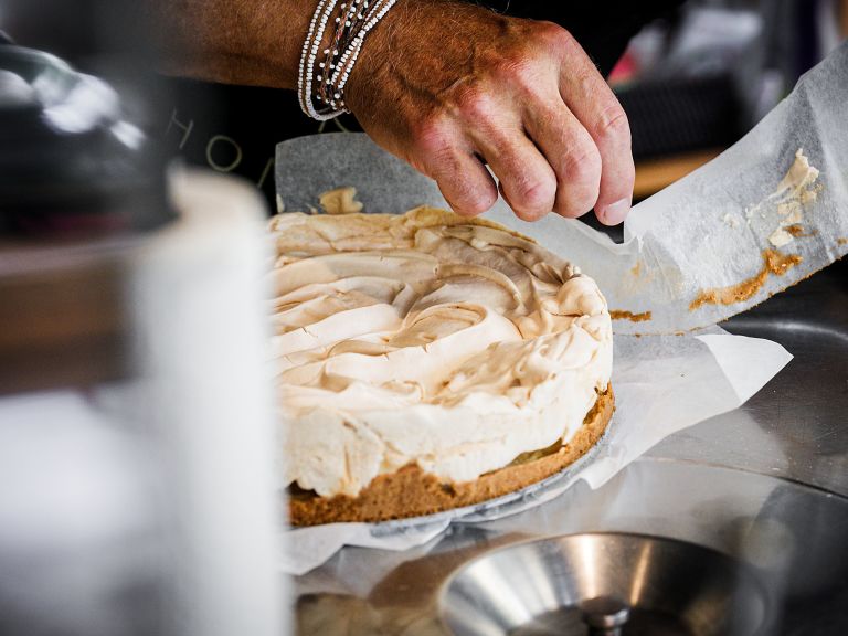 Schritt 4: Kuchen für Lemon Dream Cake backen und Rahm schlagen