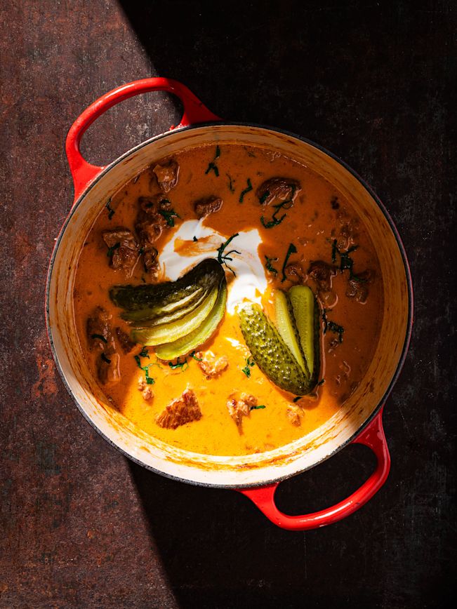 Kalbsrahmgulasch nach Andreas Caminada Rezept Kalbsrahmgulasch nach Andreas Caminada Rezept