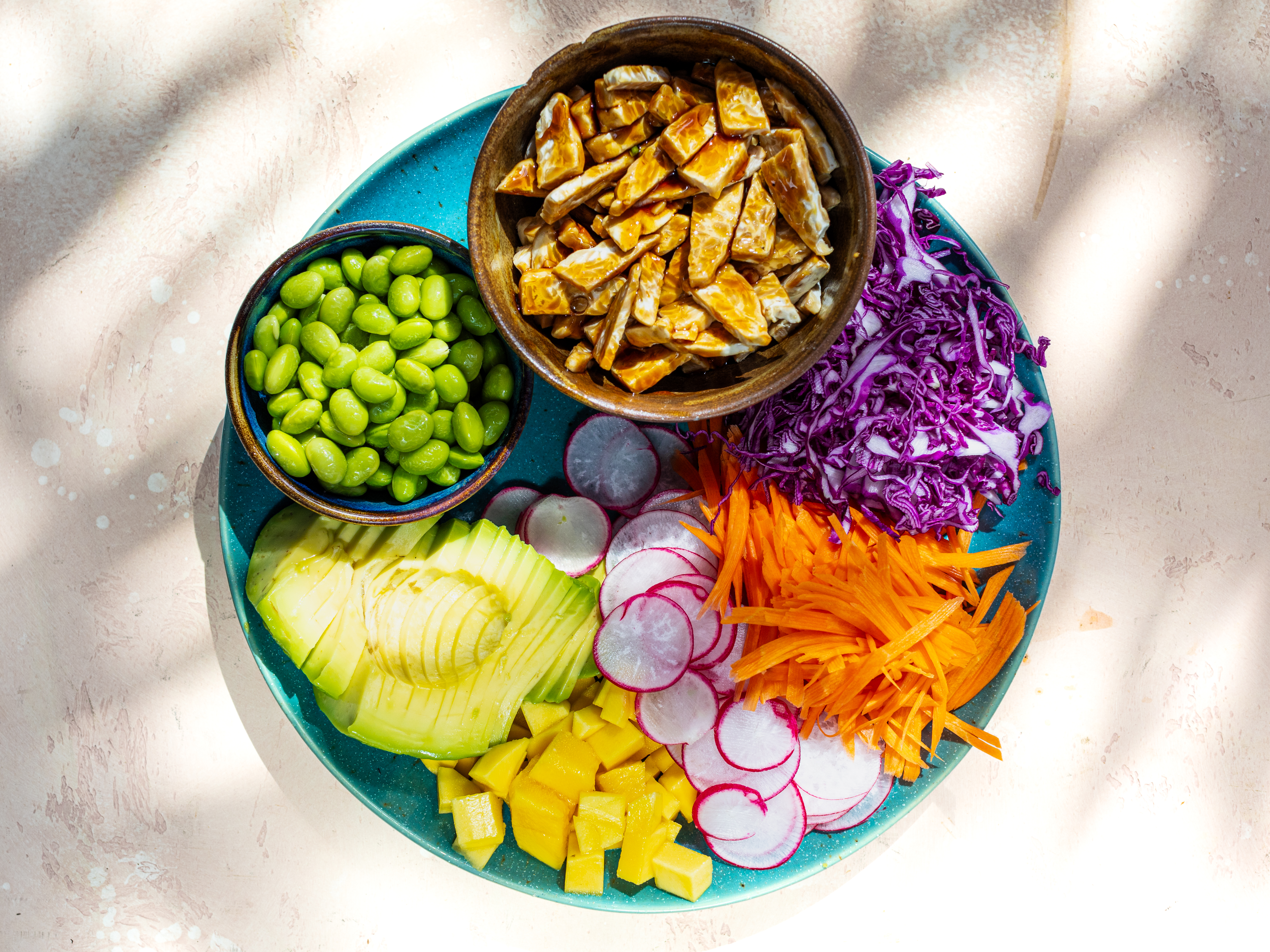 Schritt 4: Gemüse für Vegetarische Poke Bowl vorbereiten 