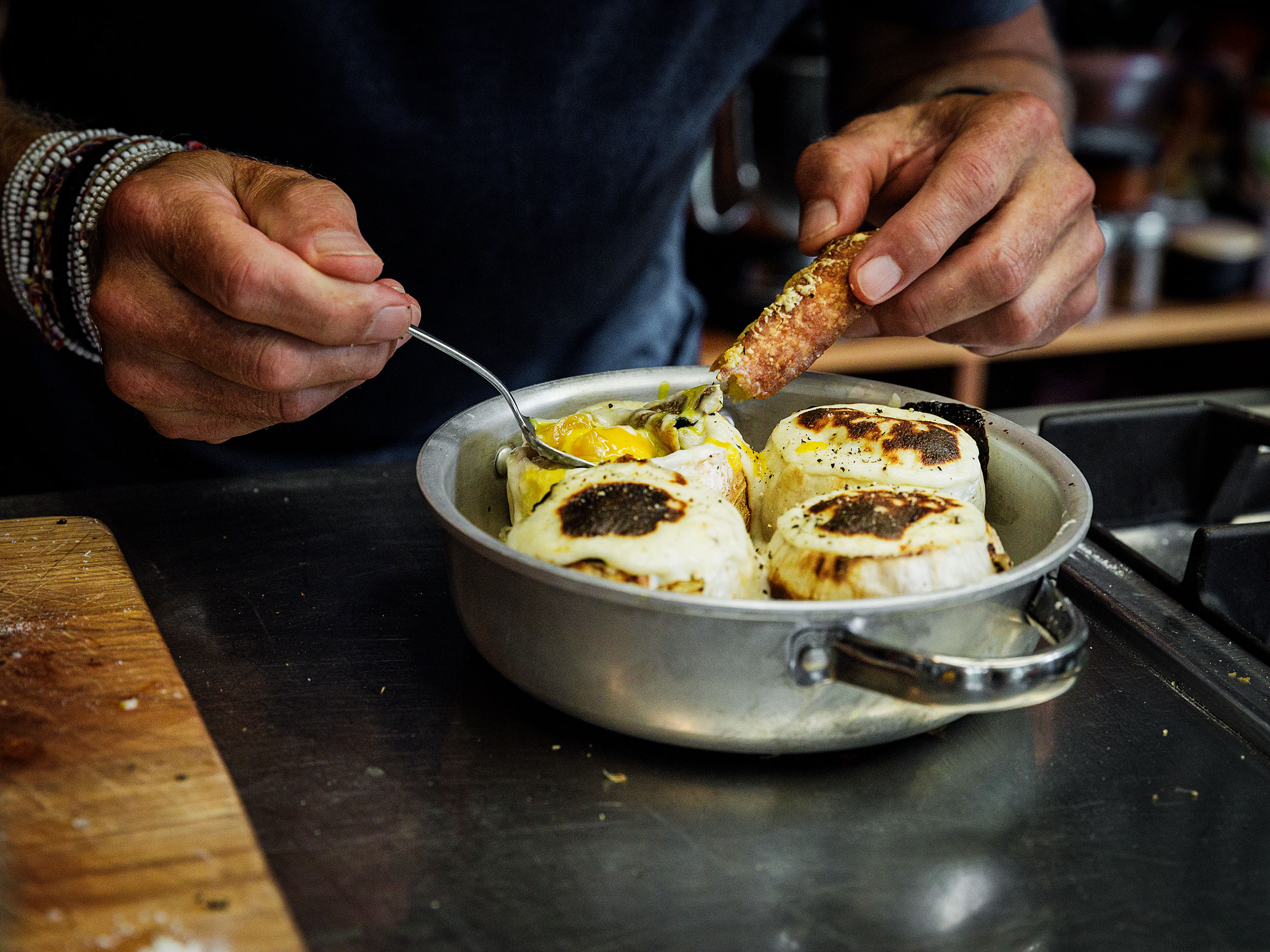 Schritt 5: Mit getoastetem Weissbrot servieren