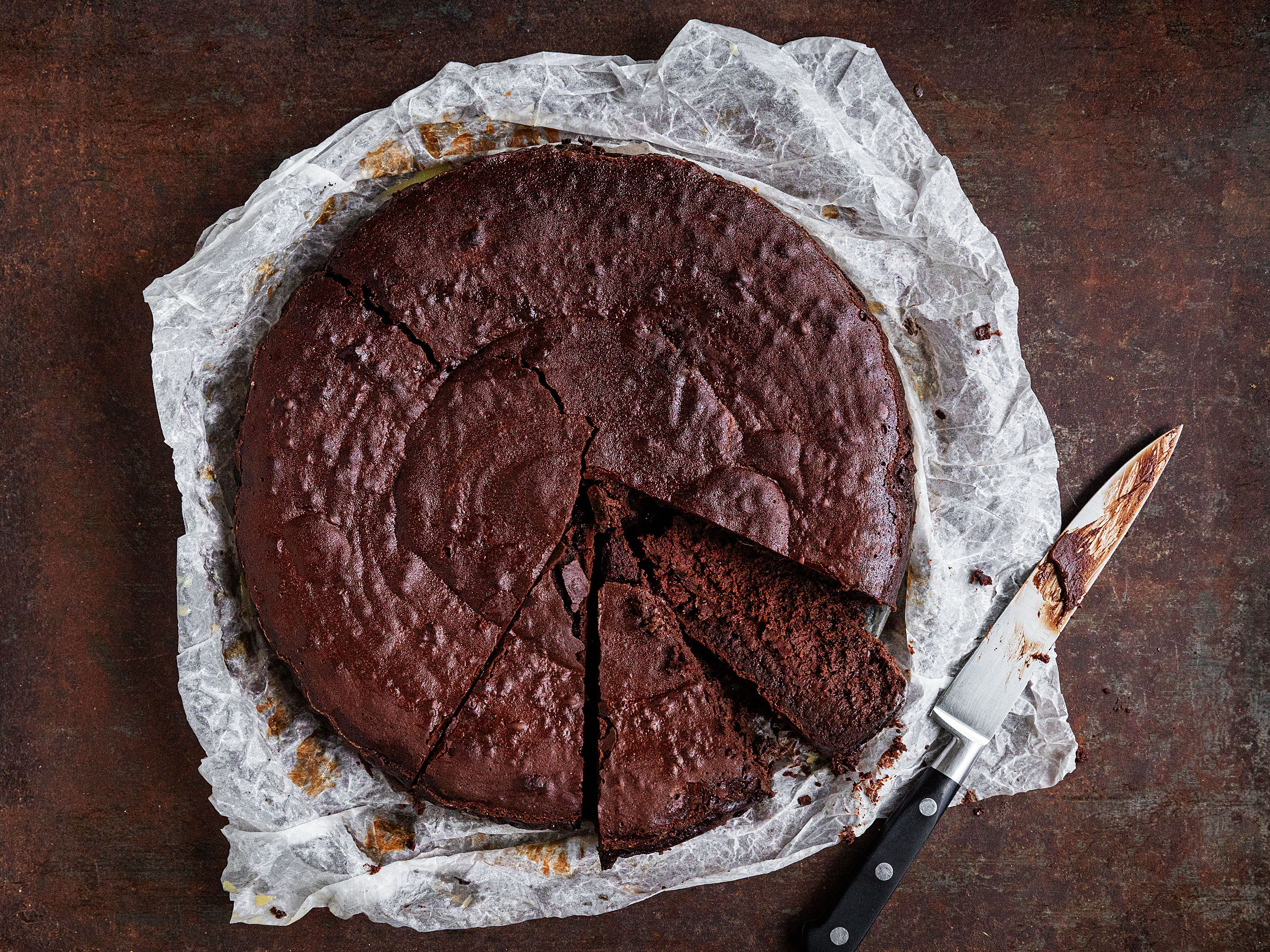 Schritt 3: Zuckersirup zubereiten und Teig für Schokoladenkuchen Nemesis fertigstellen 
