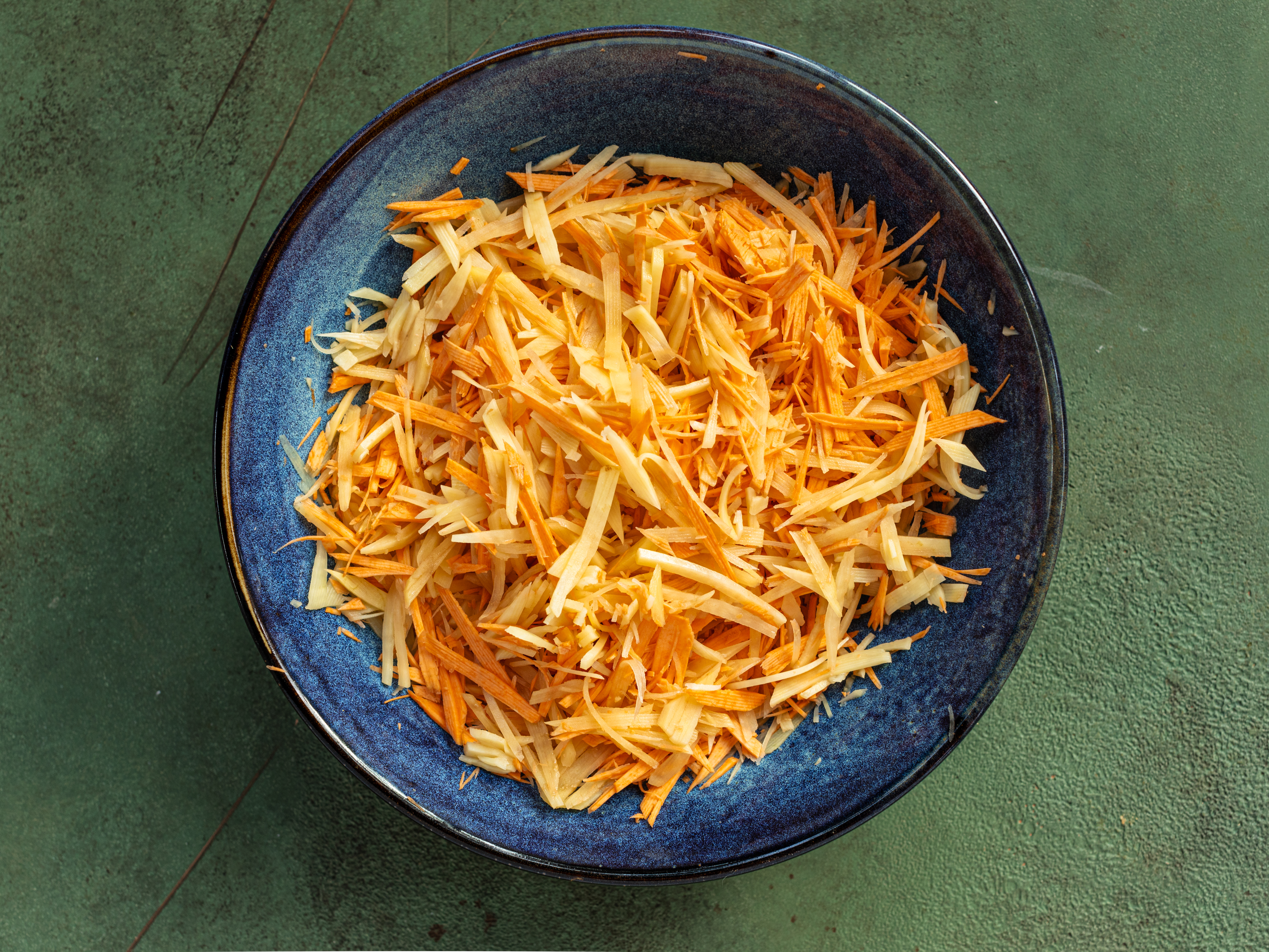 Schritt 1: Kartoffeln für Süsskartoffel-Rösti vorbereiten 