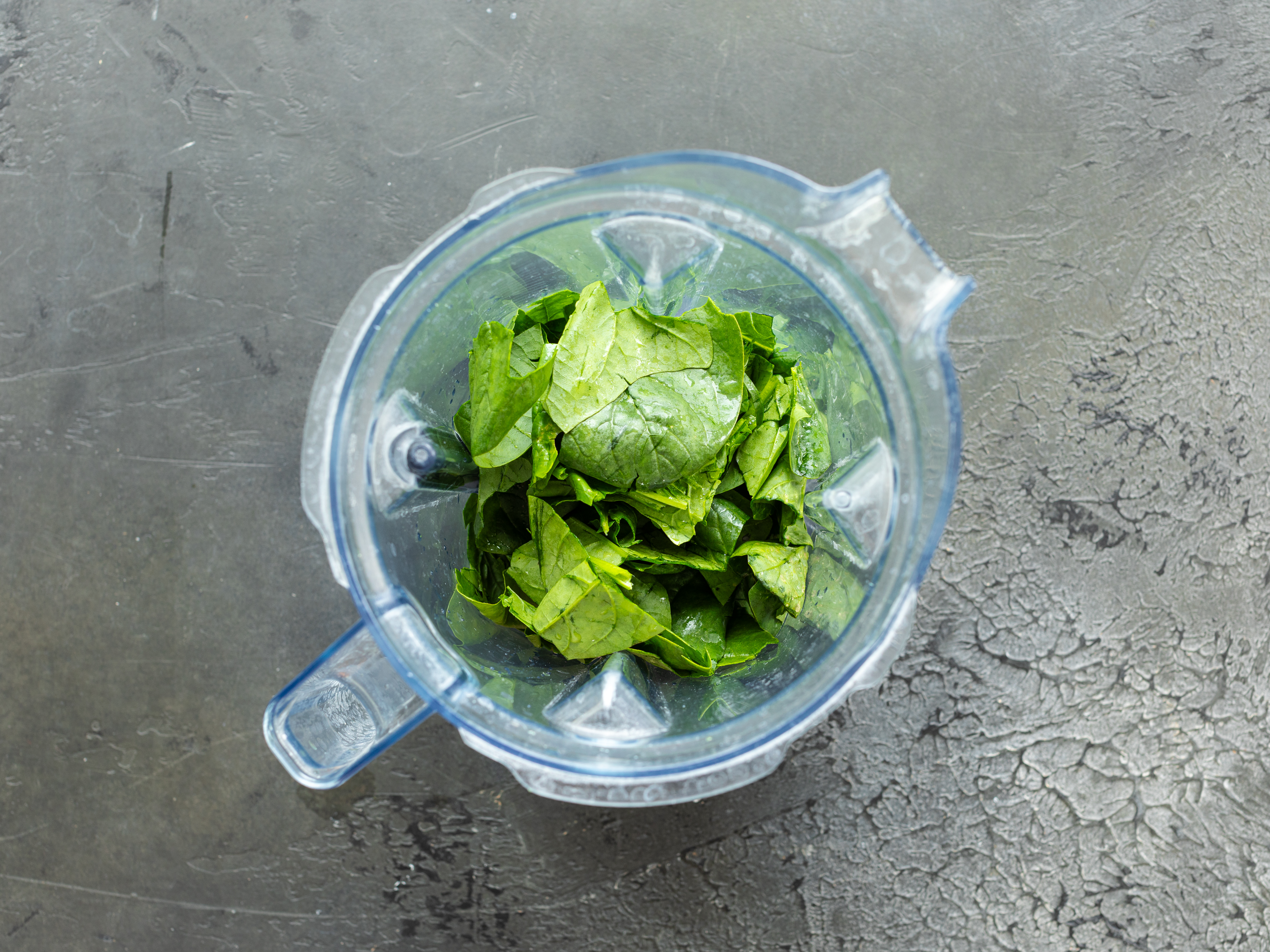 Schritt 2: Grüner Immun-Booster Smoothie mixen