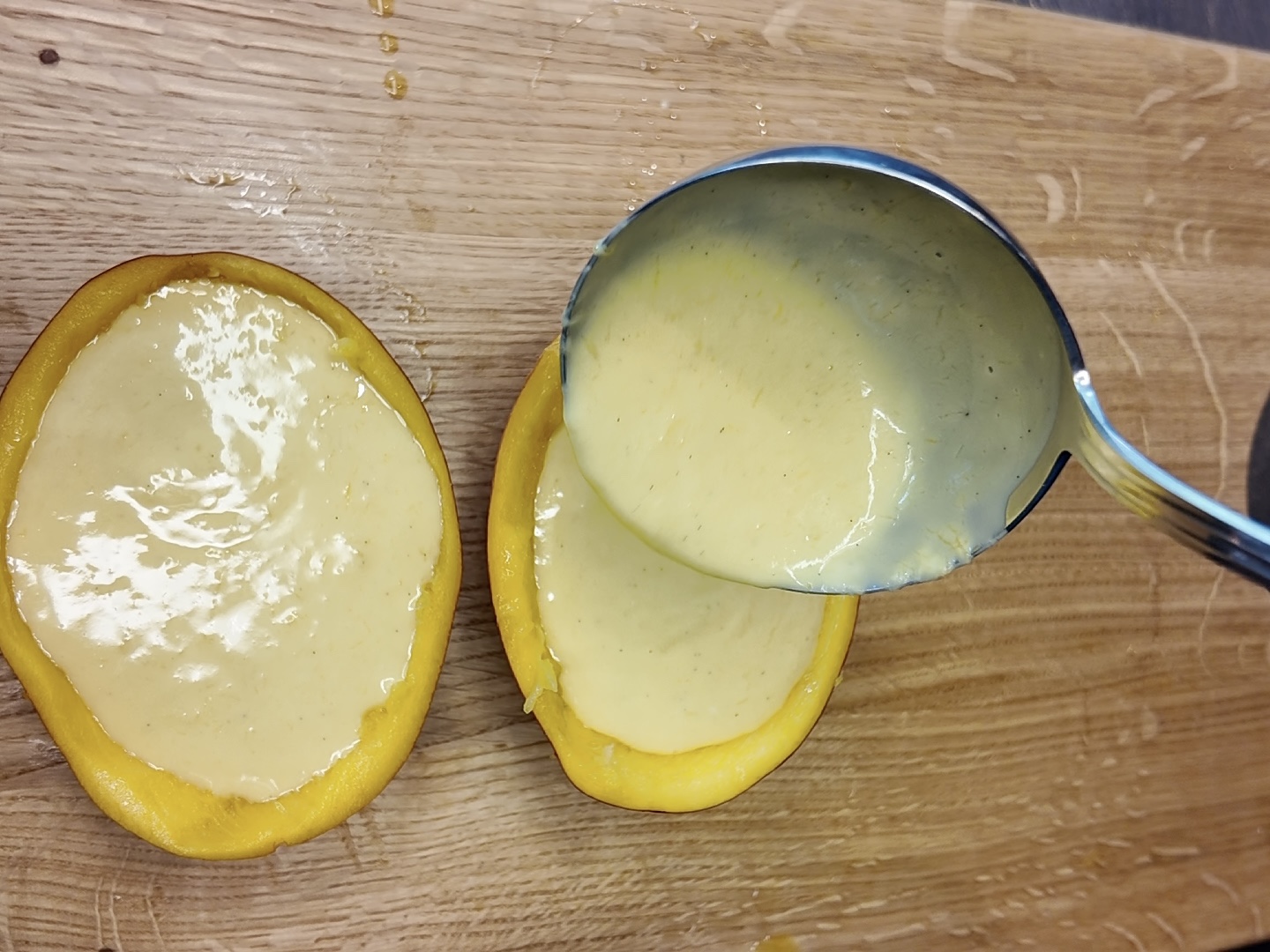 Schritt 2: Creme für Mango Crème Brulée zubereiten 