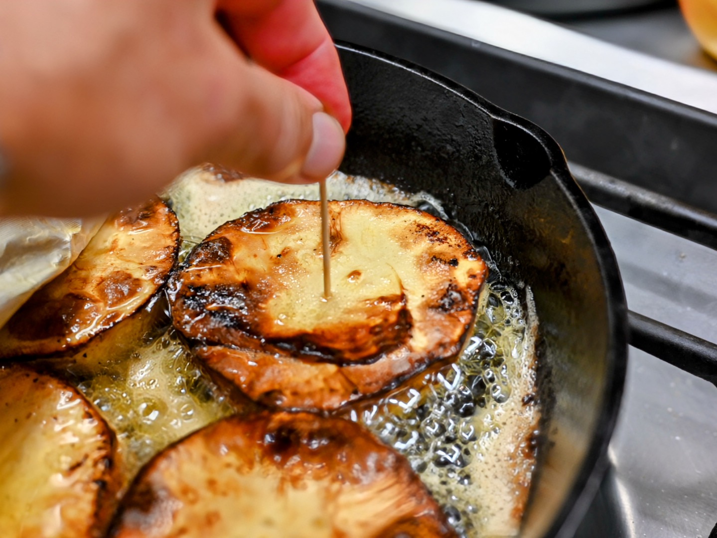 Schritt 2: Sellerie fertig garen und karamellisieren