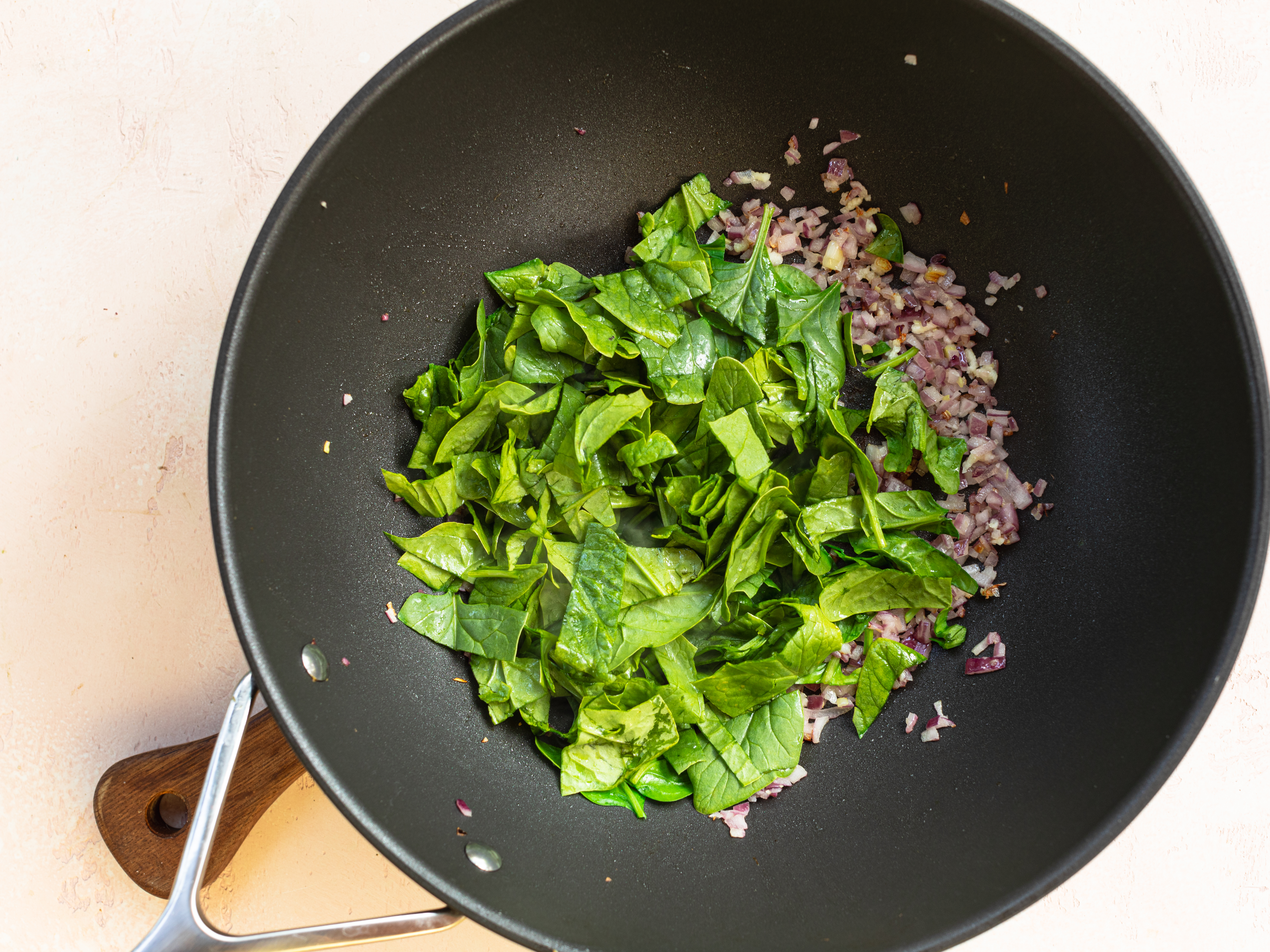 Schritt 2:  Füllung für Zucchetti Involtini zubereiten 