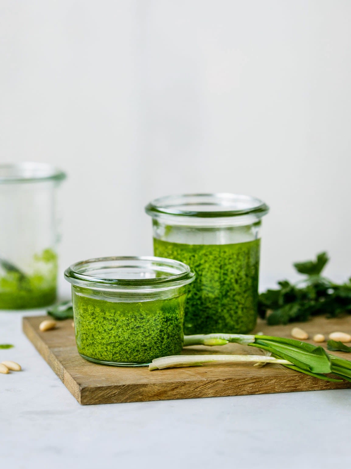 Recette de salsa à l'ail des ours