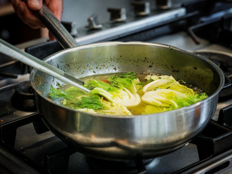 Schritt 4: Gemüse garen für die Suppen-Zauberkugel mit Gemüse
