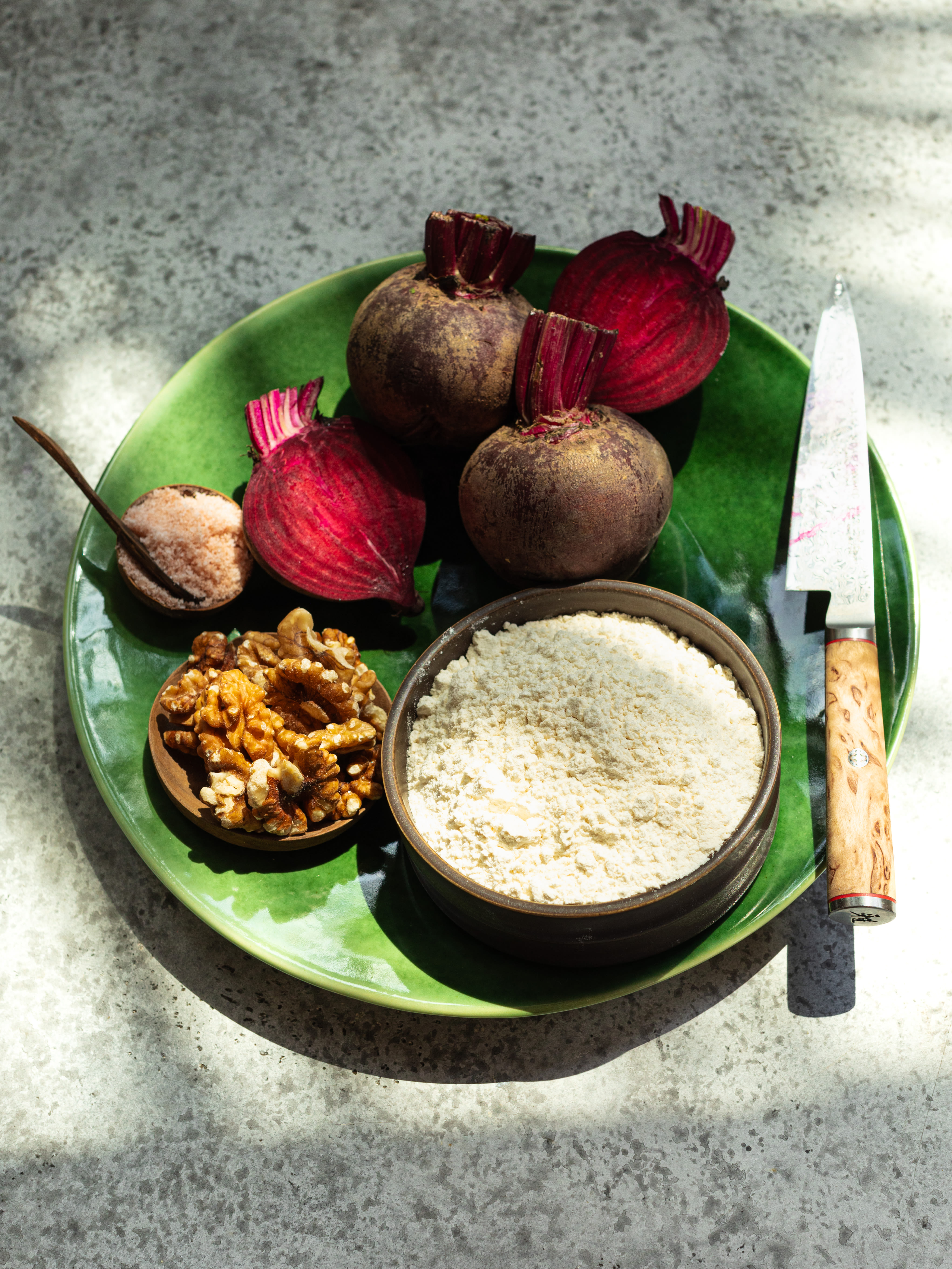 Randen-Baumnuss-Brötli Rezept 2