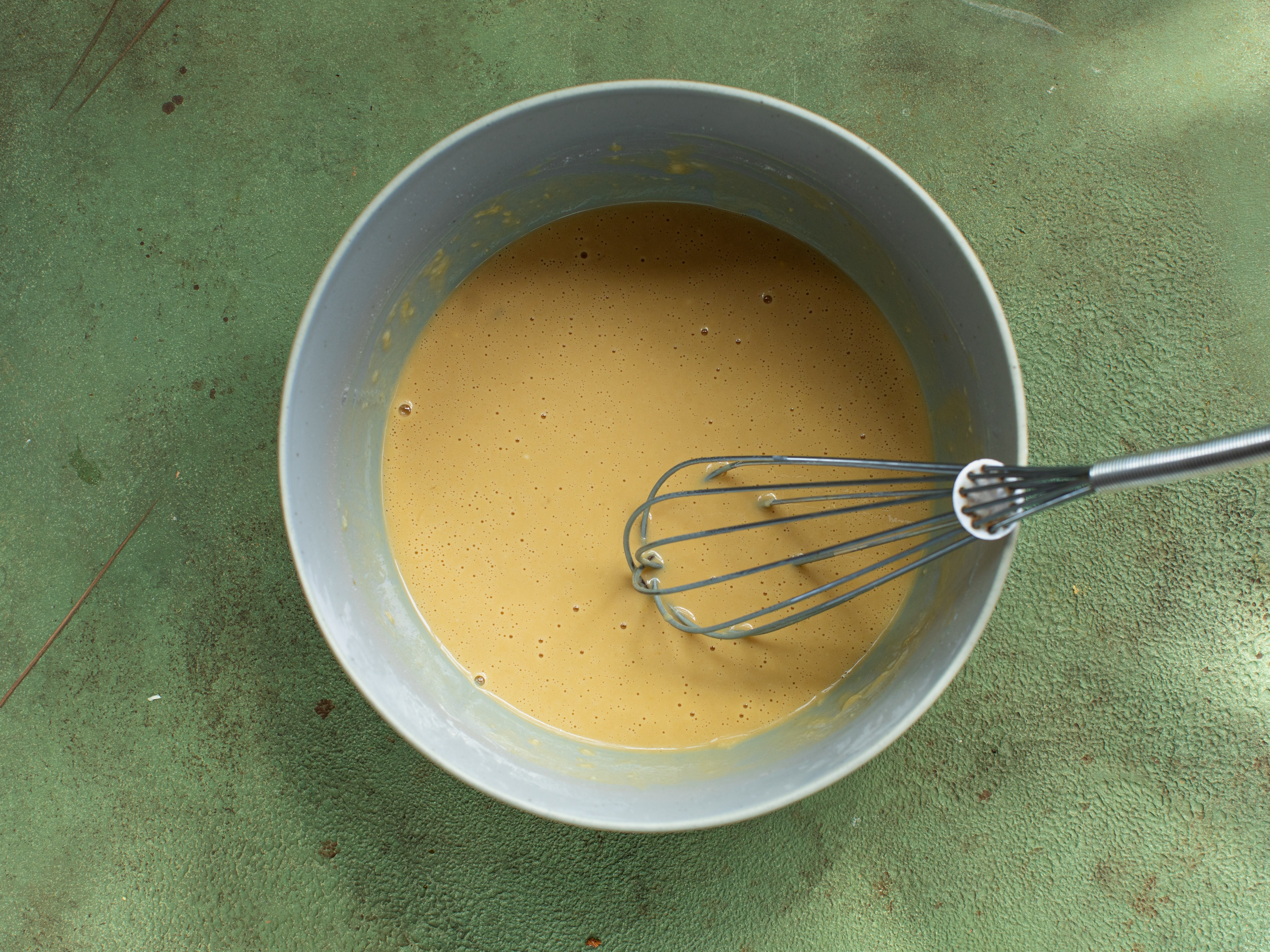 Schritt 2:  Teig für Okonomiyaki - japanische Pancakes zubereiten 