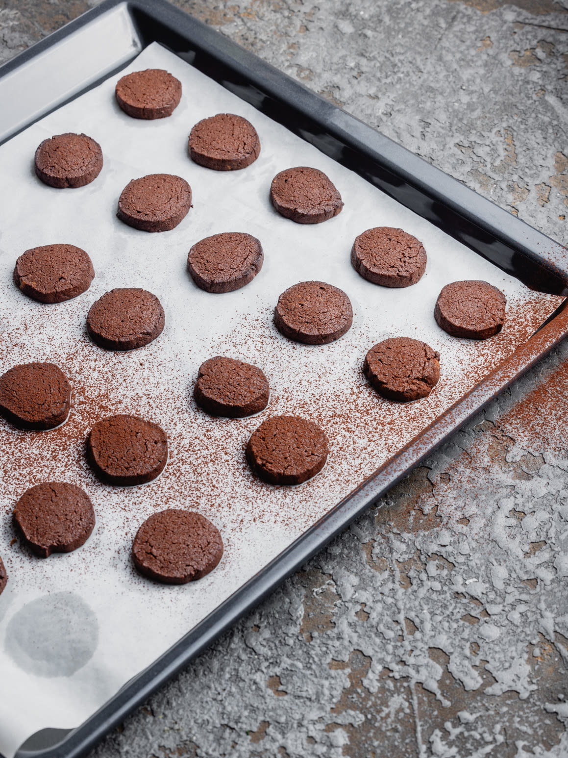 Dark Chocolate-Cookies mit Apfel-Birne-Essig Rezept