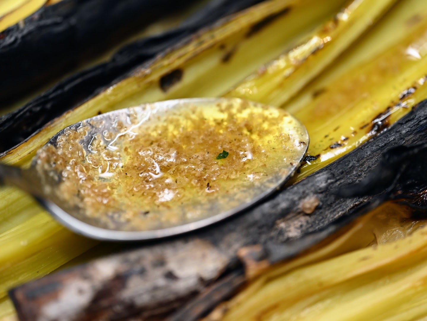 Schritt 2:Lauch mit Panko, Käse und Trüffel verfeinern