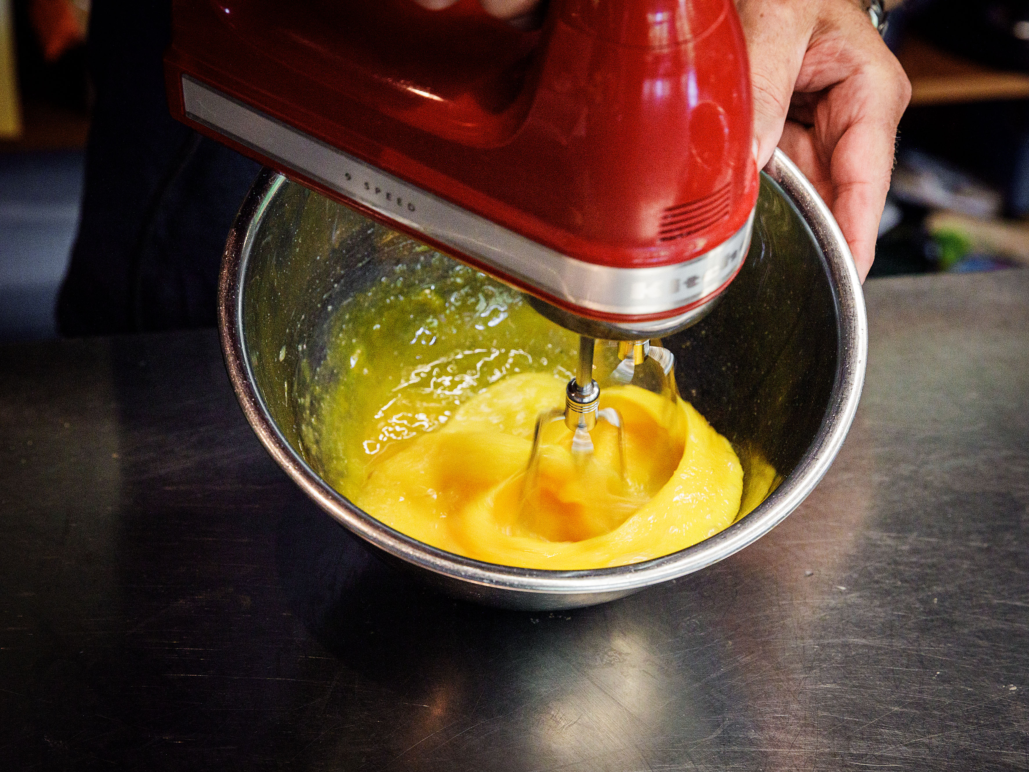 3. Gewürz-Haselnuss-Mischung zubereiten