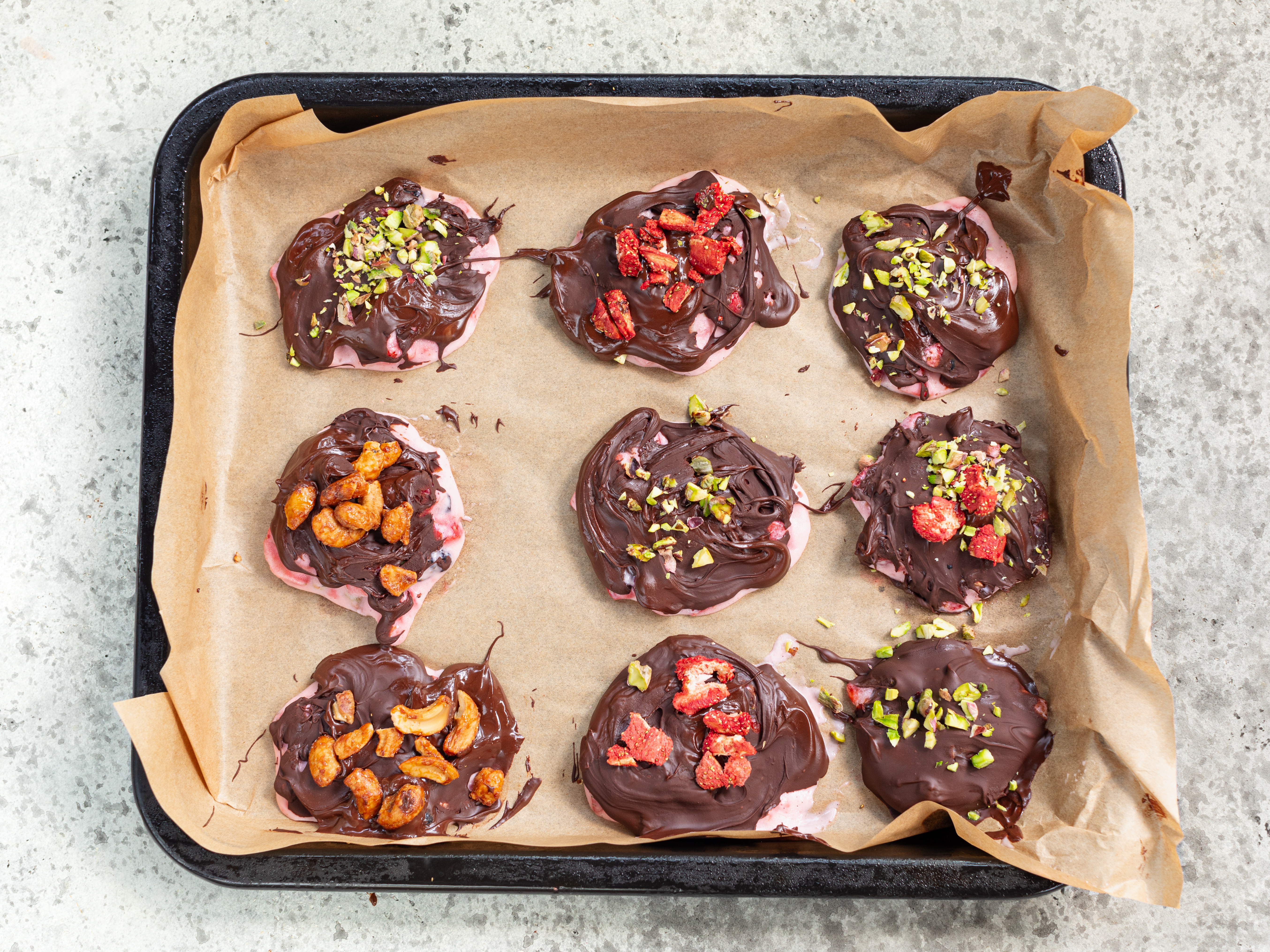 Schritt 4: Cluster  für Joghurt Cluster mit Beeren fertig stellen