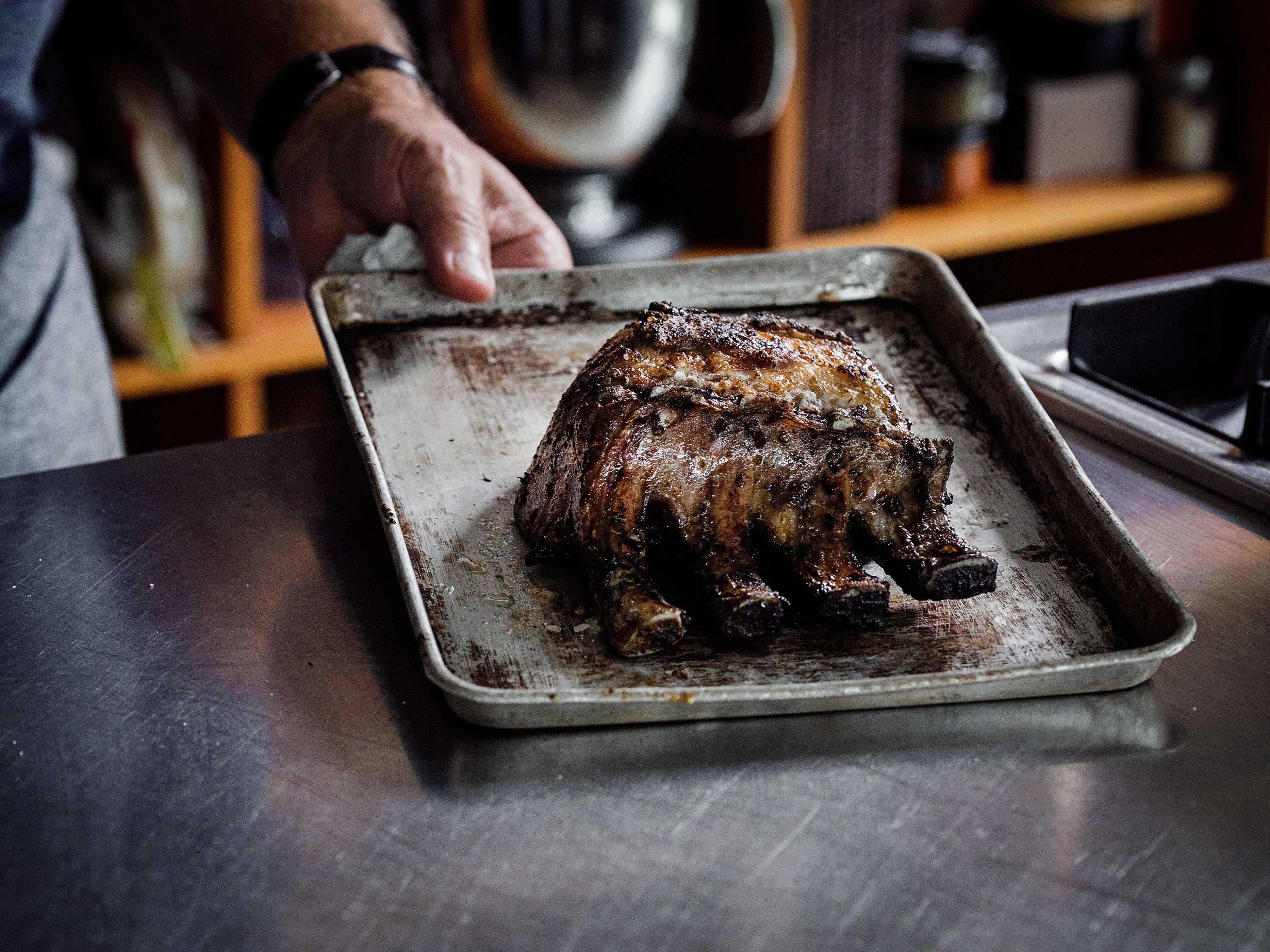 Schritt 3: Fleisch für 10 Minuten in den Ofen schieben und abstehen lassen
